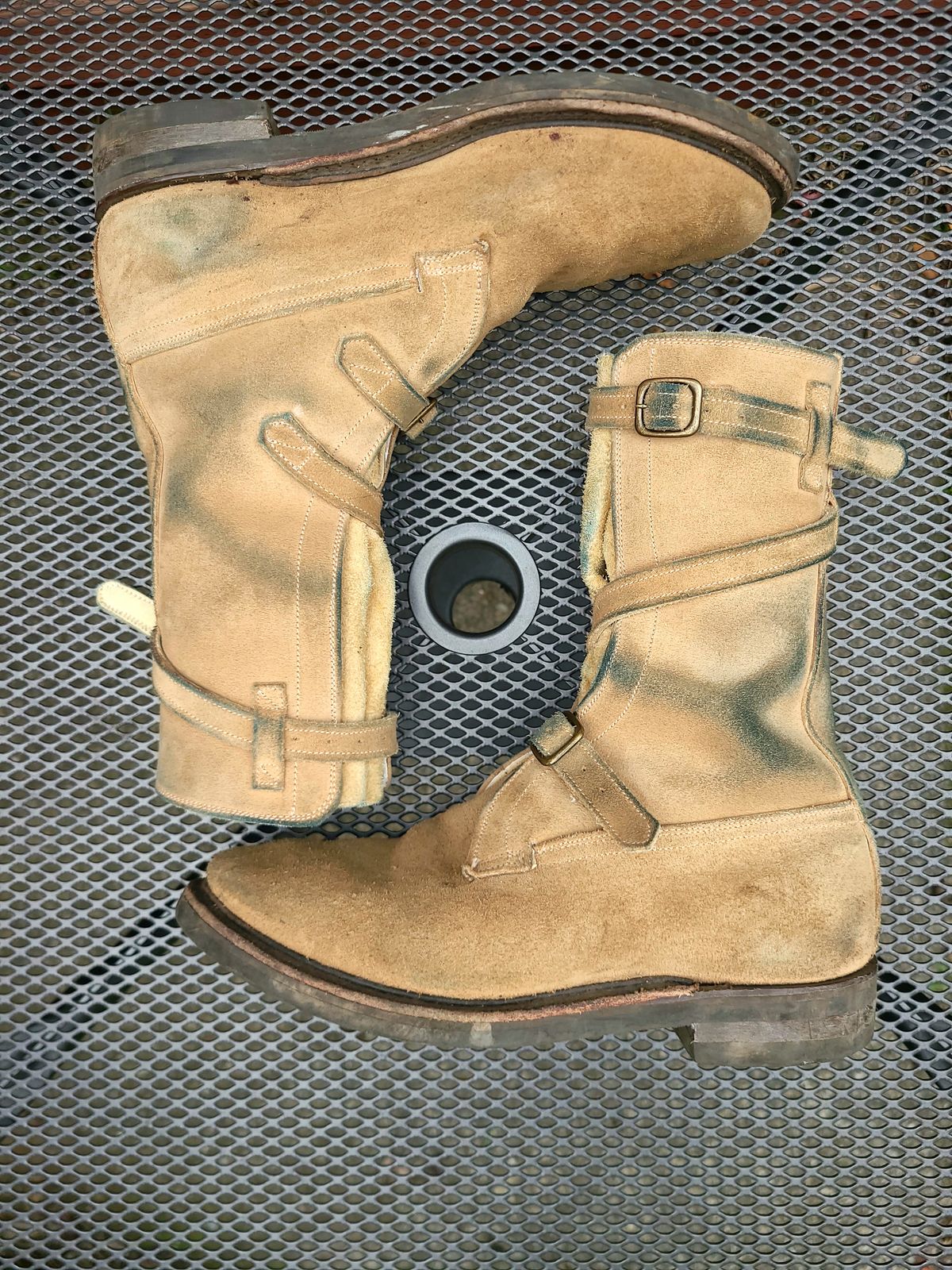 Photo by TheSlickBastard on December 1, 2023 of the Dehner Tank Boot (Strap) in Tan Calfskin.