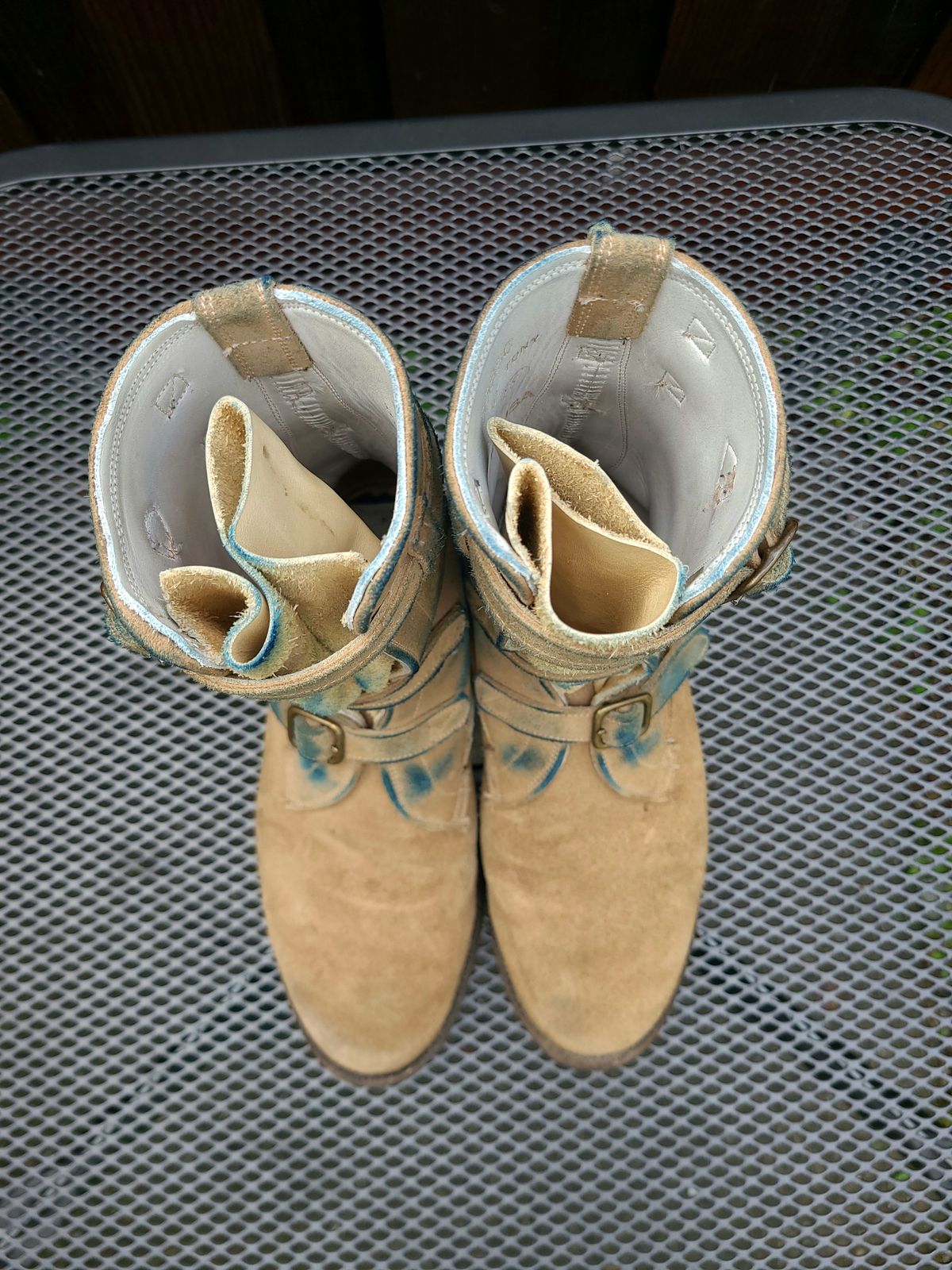 Photo by TheSlickBastard on February 1, 2024 of the Dehner Tank Boot (Strap) in Tan Calfskin.