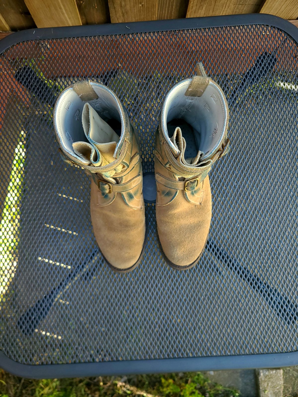 Photo by TheSlickBastard on April 1, 2024 of the Dehner Tank Boot (Strap) in Tan Calfskin.