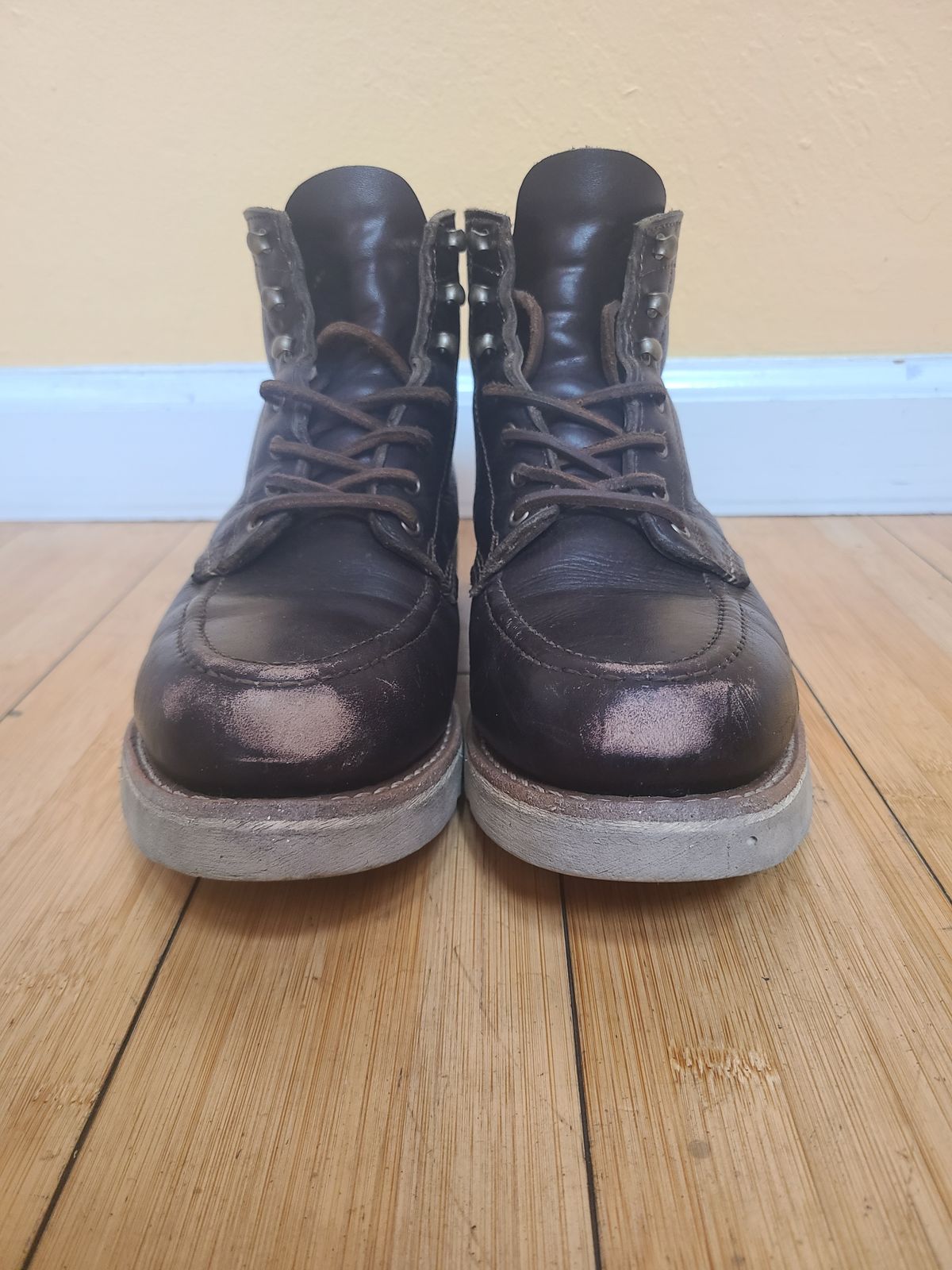 Photo by TheSlickBastard on December 1, 2022 of the Wolverine 1000 Mile Moc-Toe Boot in Horween Arabica Lux Calfskin.