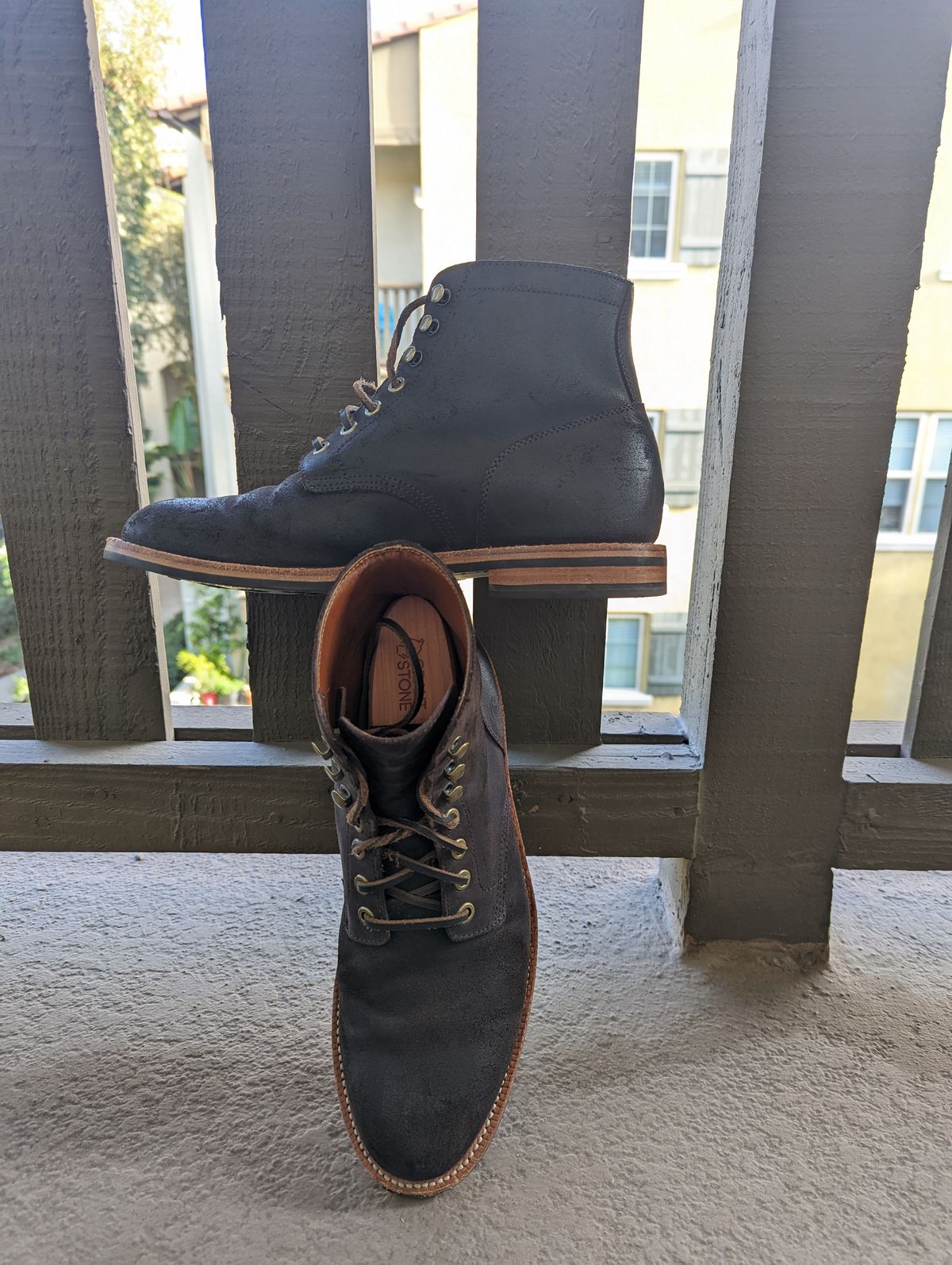 Photo by unofficiallegends on December 3, 2022 of the Grant Stone Diesel Boot in C.F. Stead Earth Waxy Commander Suede.