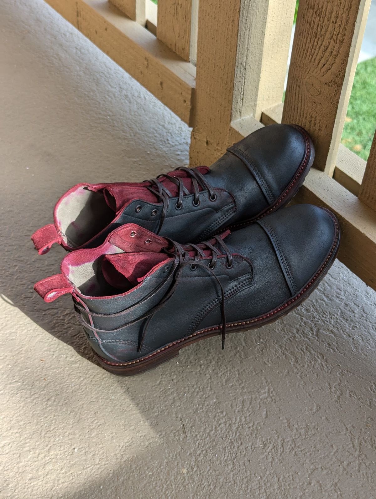 Photo by unofficiallegends on October 1, 2024 of the Allen Edmonds Normandy in Unknown Leather.