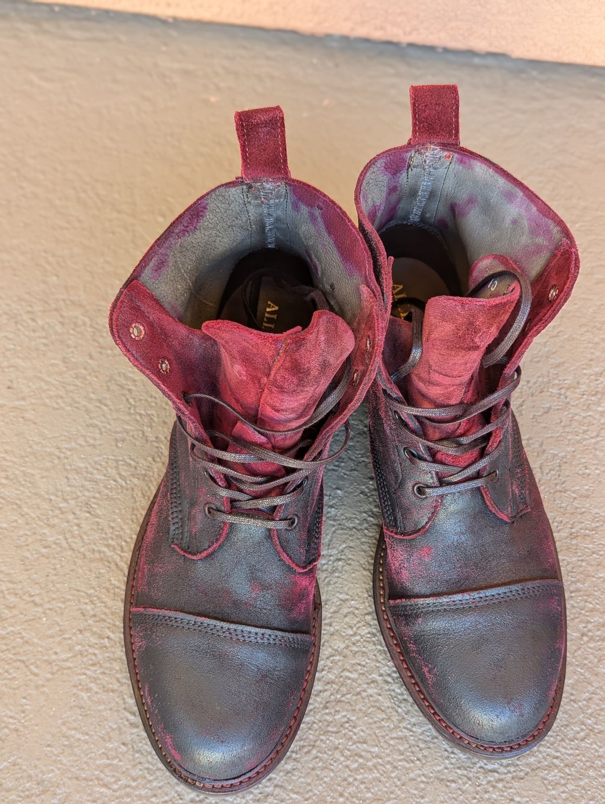 Photo by unofficiallegends on November 3, 2024 of the Allen Edmonds Normandy in Unknown Leather.