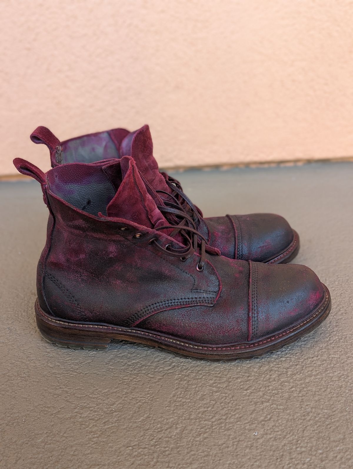 Photo by unofficiallegends on January 4, 2025 of the Allen Edmonds Normandy in Unknown Leather.