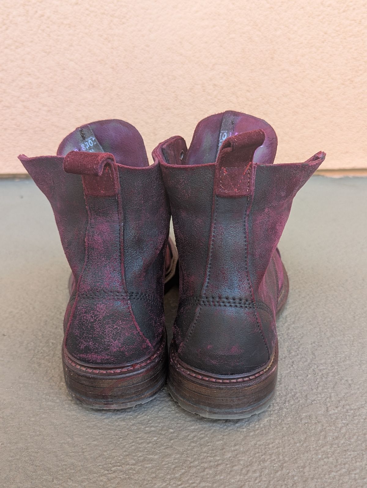 Photo by unofficiallegends on February 2, 2025 of the Allen Edmonds Normandy in Unknown Leather.