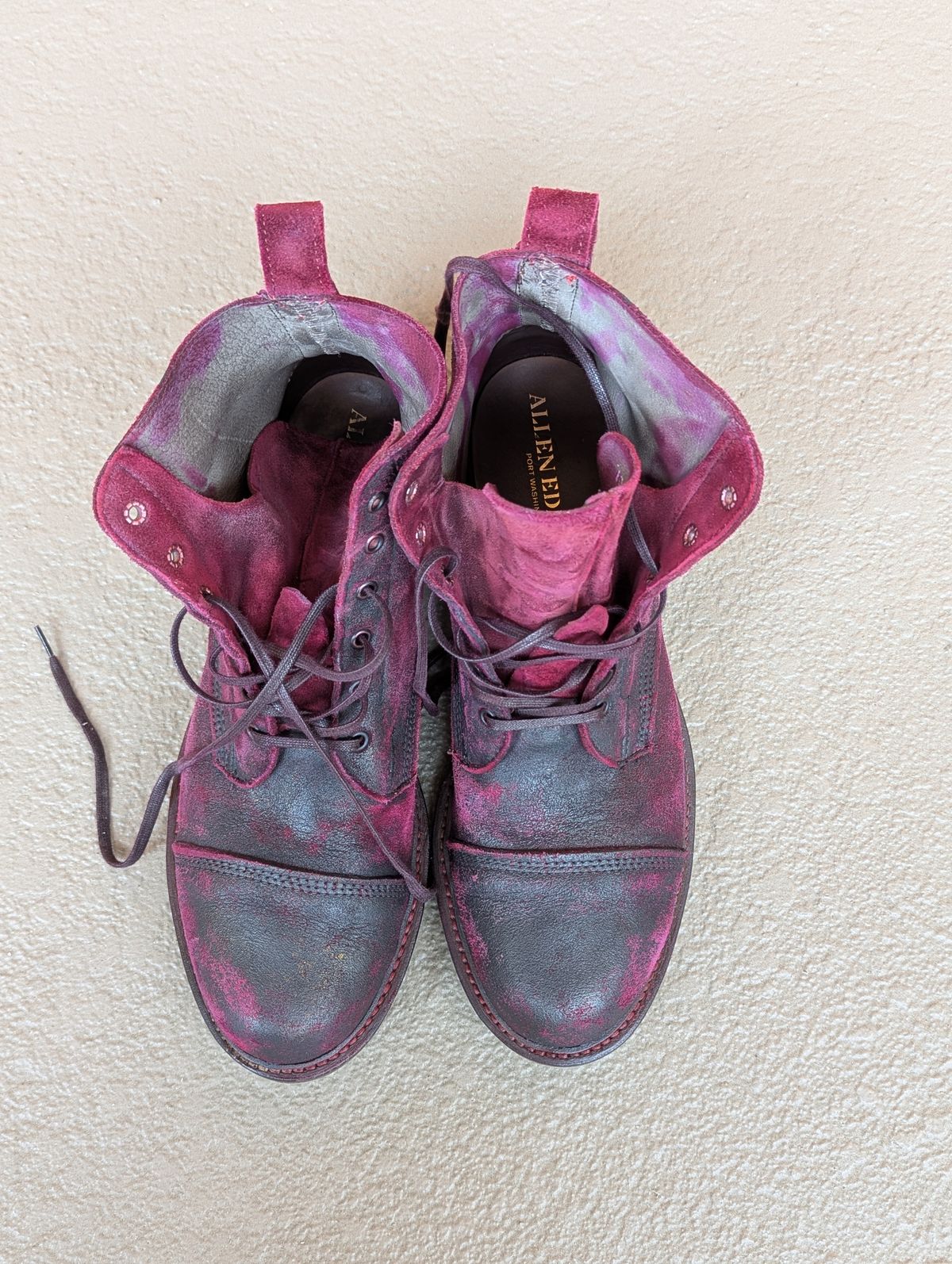 Photo by unofficiallegends on March 2, 2025 of the Allen Edmonds Normandy in Unknown Leather.