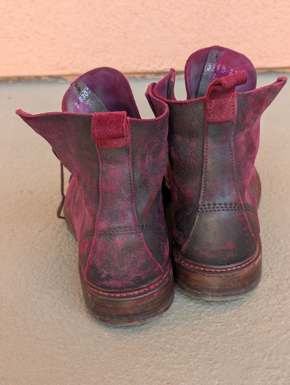 Photo by unofficiallegends on April 4, 2025 of the Allen Edmonds Normandy in Unknown Leather.