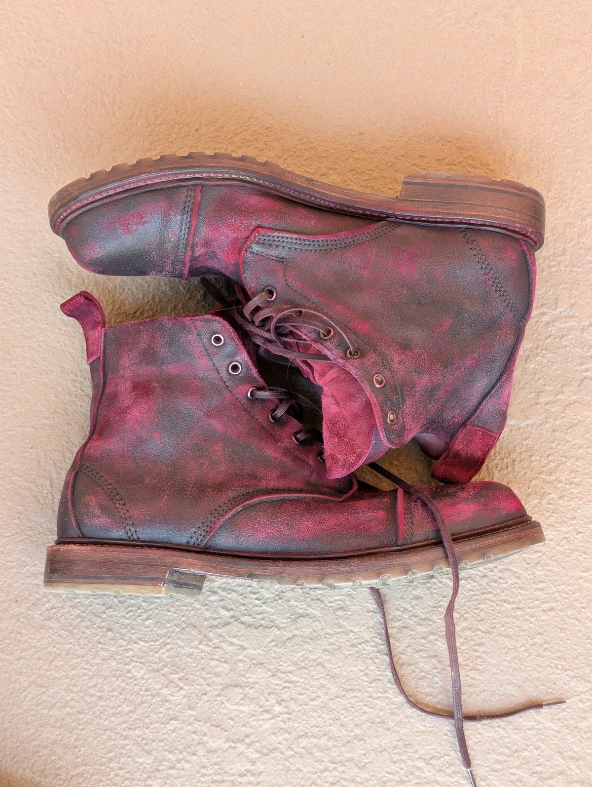 Photo by unofficiallegends on April 4, 2025 of the Allen Edmonds Normandy in Unknown Leather.