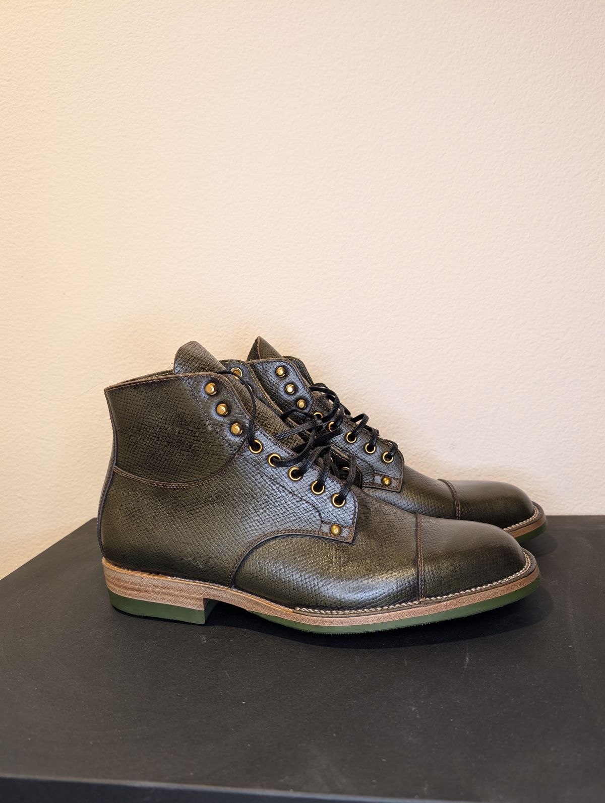 Photo by unofficiallegends on October 5, 2025 of the Iron Boots x Østmo Type 1 in Horween Pioneer Hatchgrain Green.