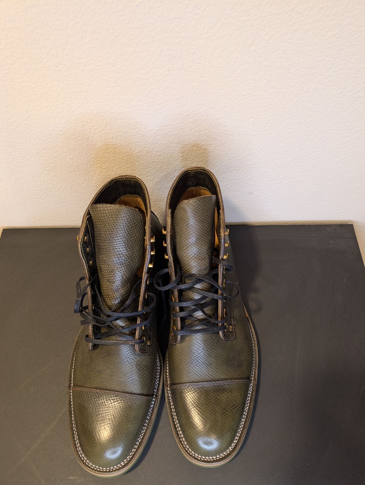 Photo by unofficiallegends on October 5, 2025 of the Iron Boots x Østmo Type 1 in Horween Pioneer Hatchgrain Green.