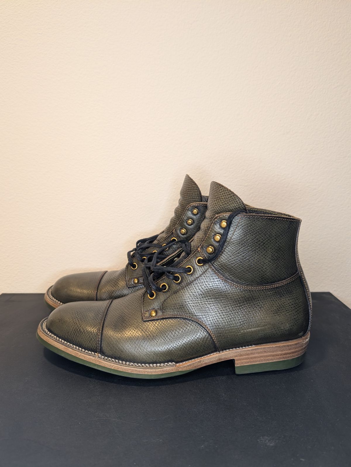Photo by unofficiallegends on December 5, 2025 of the Iron Boots x Østmo Type 1 in Horween Pioneer Hatchgrain Green.