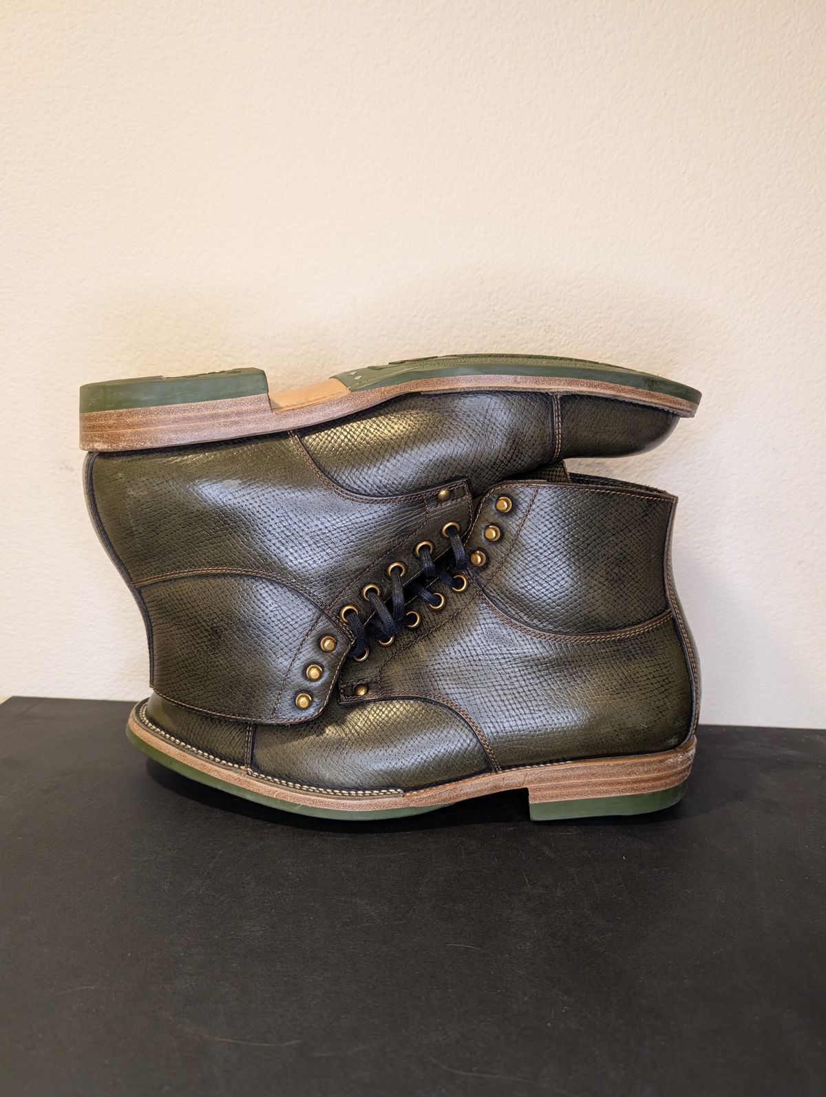 Photo by unofficiallegends on January 4, 2026 of the Iron Boots x Østmo Type 1 in Horween Pioneer Hatchgrain Green.