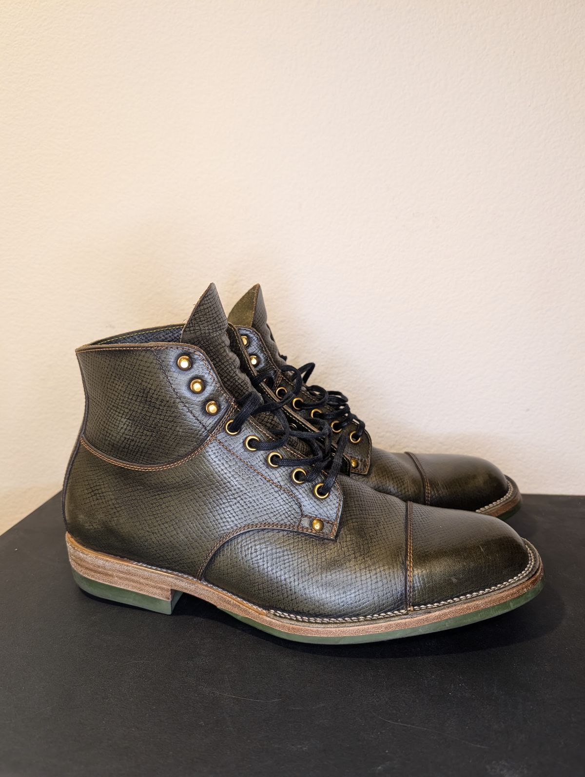 Photo by unofficiallegends on January 4, 2026 of the Iron Boots x Østmo Type 1 in Horween Pioneer Hatchgrain Green.
