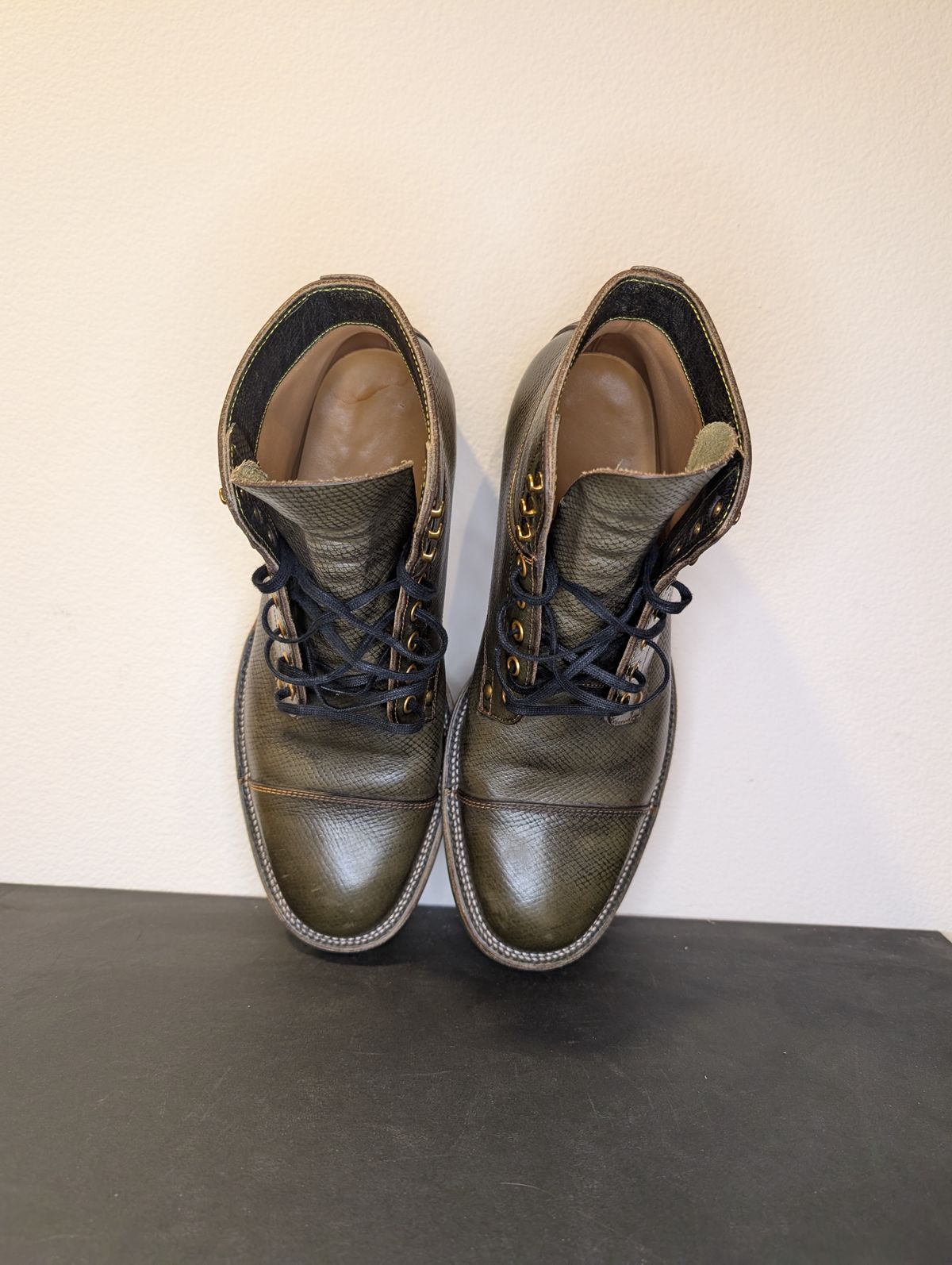 Photo by unofficiallegends on January 4, 2026 of the Iron Boots x Østmo Type 1 in Horween Pioneer Hatchgrain Green.