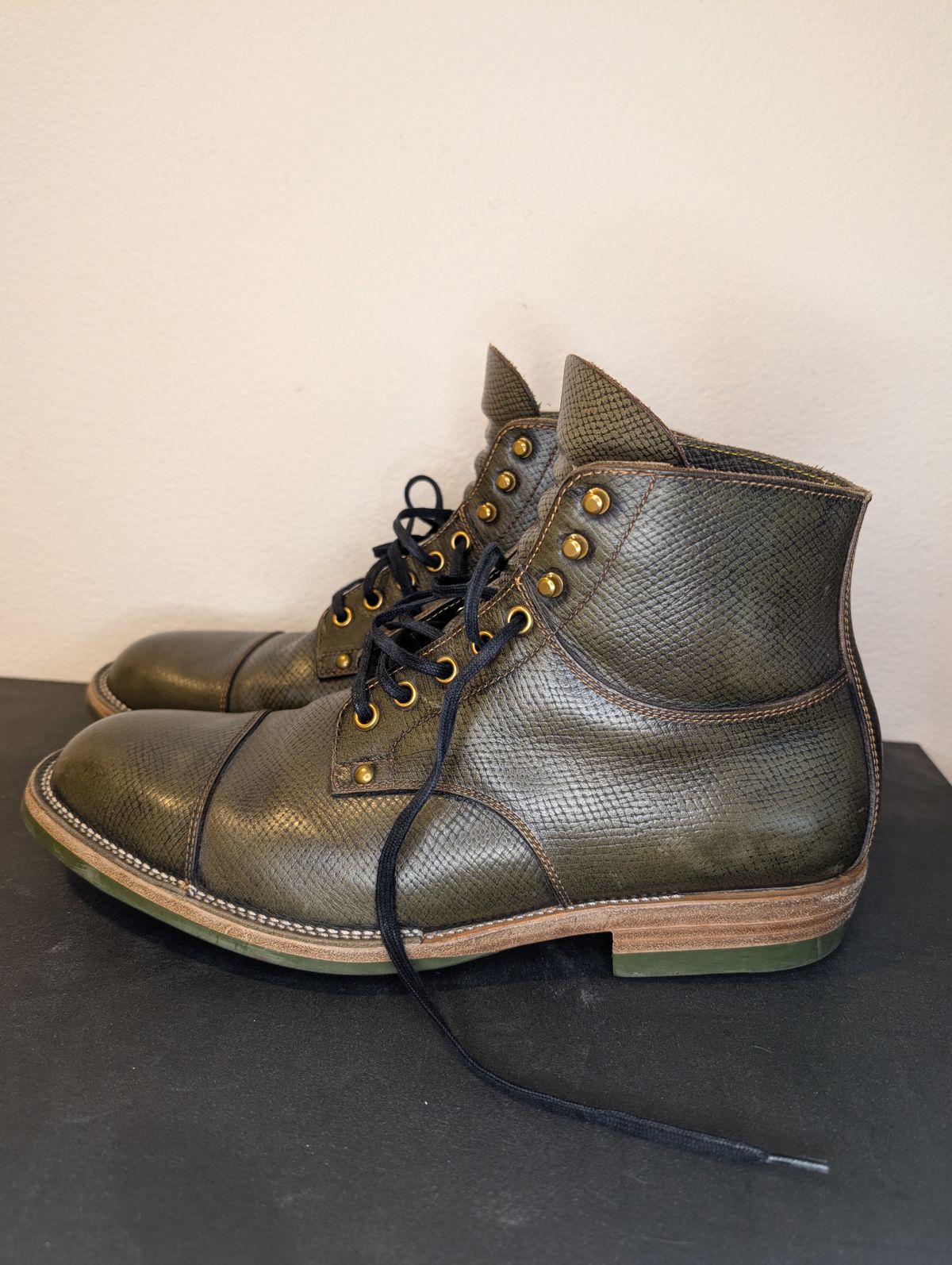Photo by unofficiallegends on April 5, 2026 of the Iron Boots x Østmo Type 1 in Horween Pioneer Hatchgrain Green.