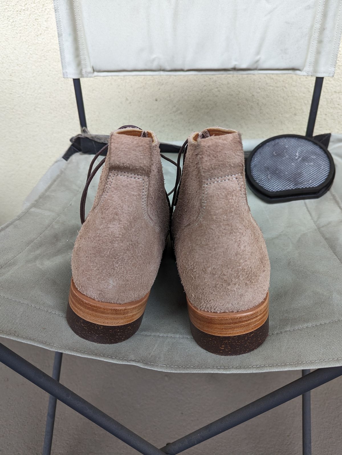 Photo by unofficiallegends on October 1, 2023 of the Jakkrabbits Officer Boots in Heritage Natural Vegetable Tanned Roughout.