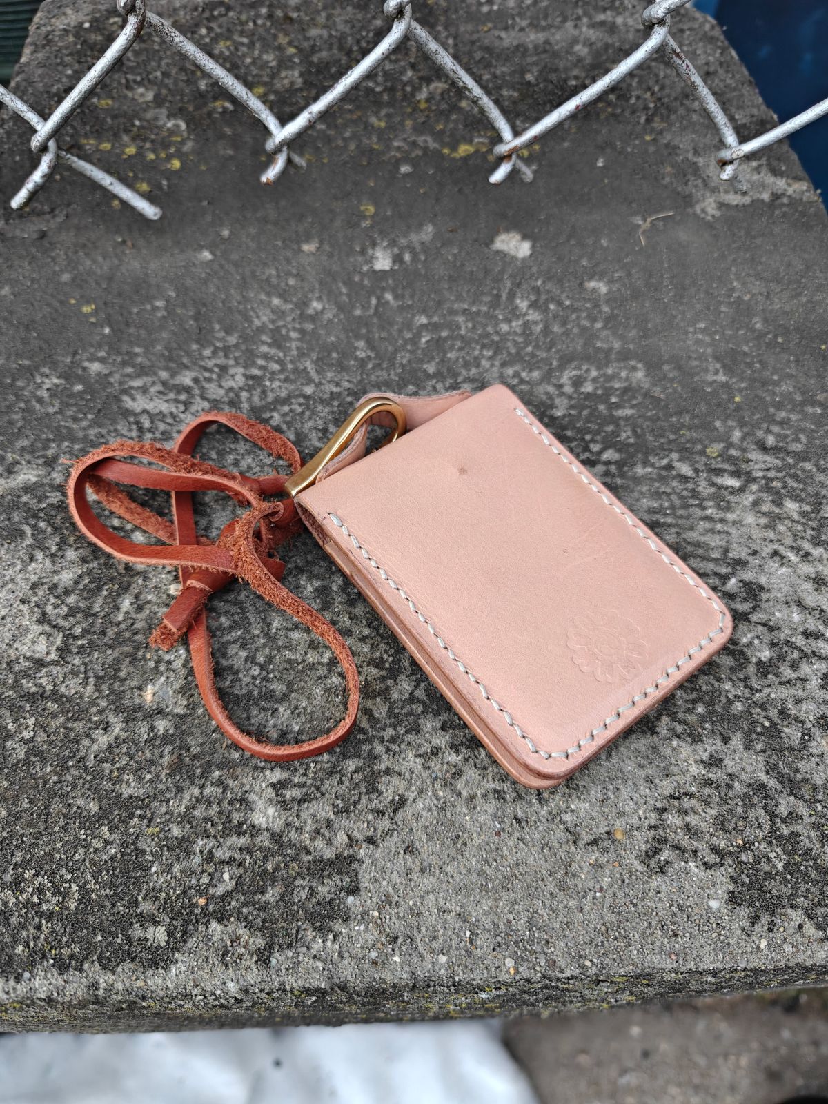 Photo by litespeedd on January 2, 2026 of the Black Lotus Leather Custom Card Case in Korba Buffalo Calf Natural.