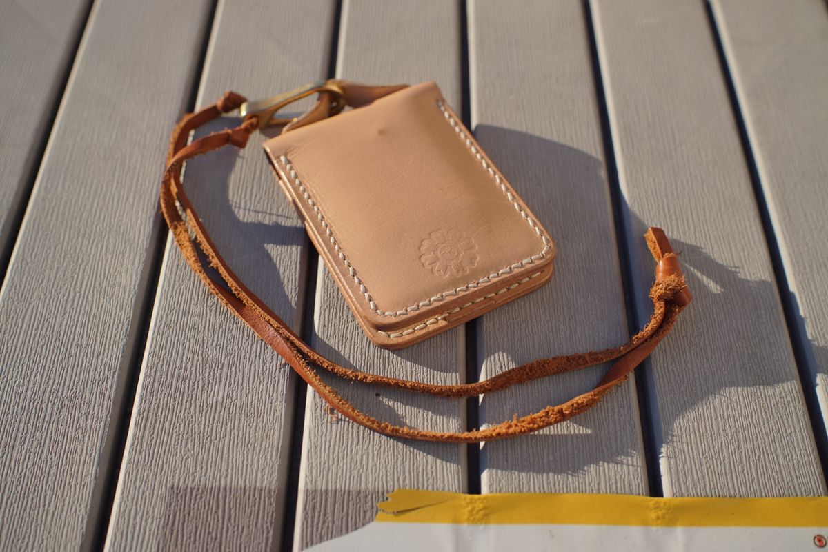 Photo by litespeedd on March 1, 2026 of the Black Lotus Leather Custom Card Case in Korba Buffalo Calf Natural.