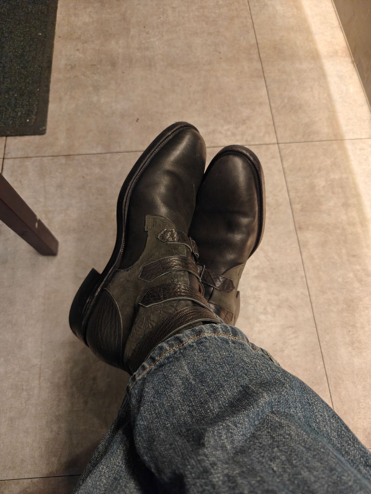 Photo by litespeedd on August 2, 2025 of the Arno Custom Model in Maryam Washed Horsebutt & Shark.