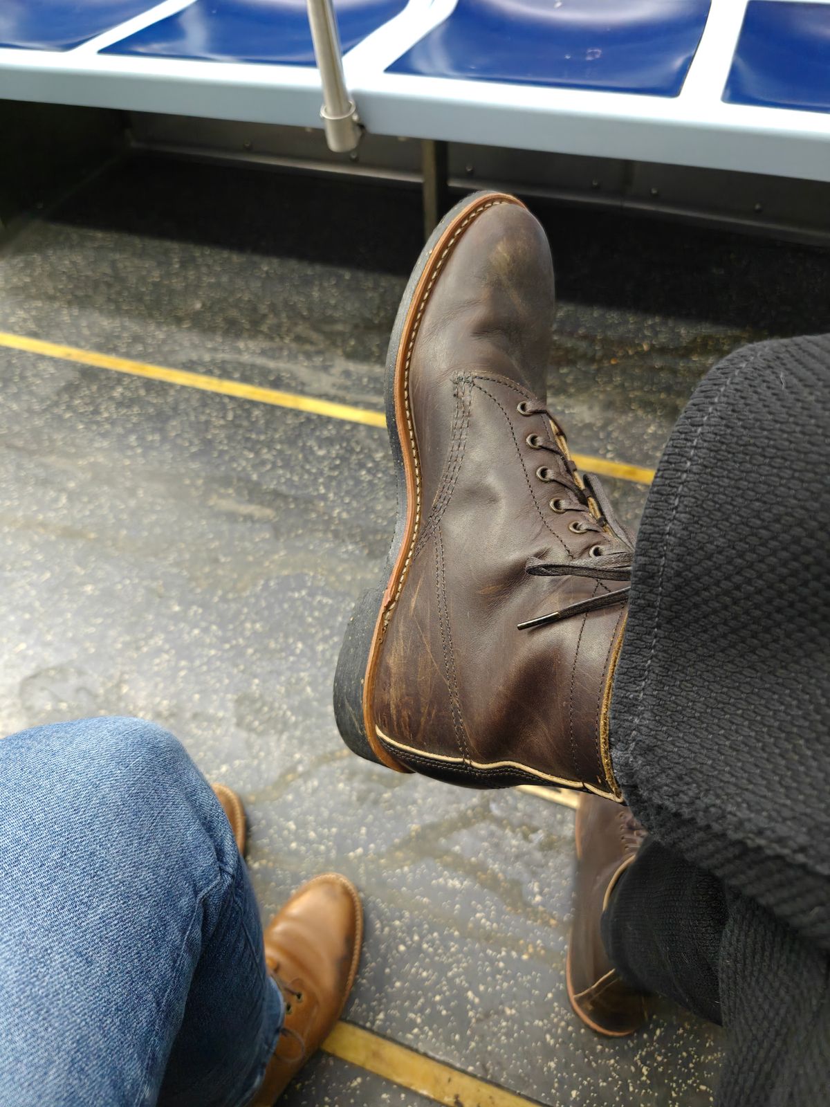 Photo by litespeedd on November 7, 2025 of the Red Wing 8061 Merchant in S.B. Foot Ebony Harness.