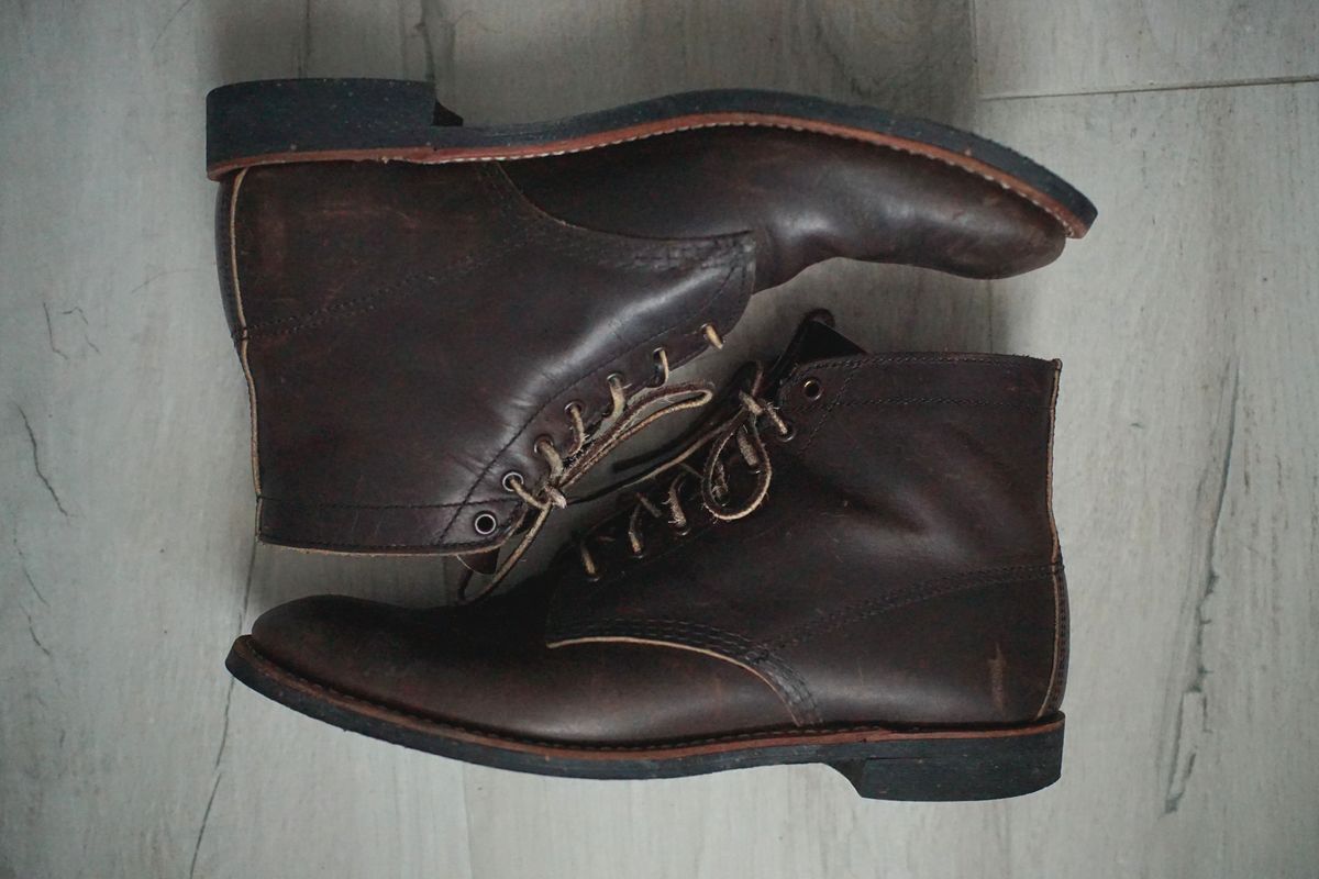 Photo by litespeedd on February 3, 2026 of the Red Wing 8061 Merchant in S.B. Foot Ebony Harness.