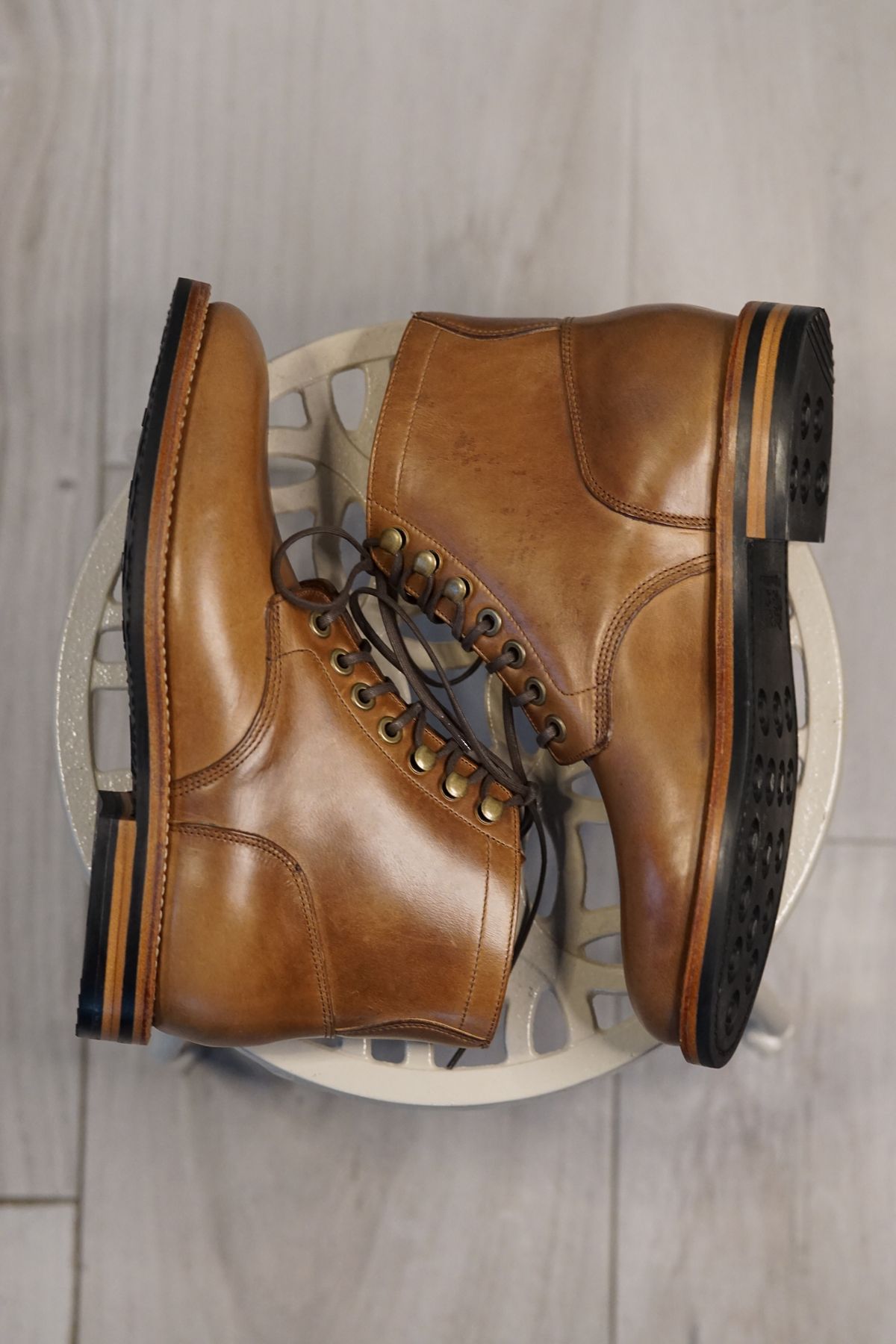 Photo by litespeedd on October 2, 2024 of the Grant Stone Nora Boot in Horween Dune Chromexcel.