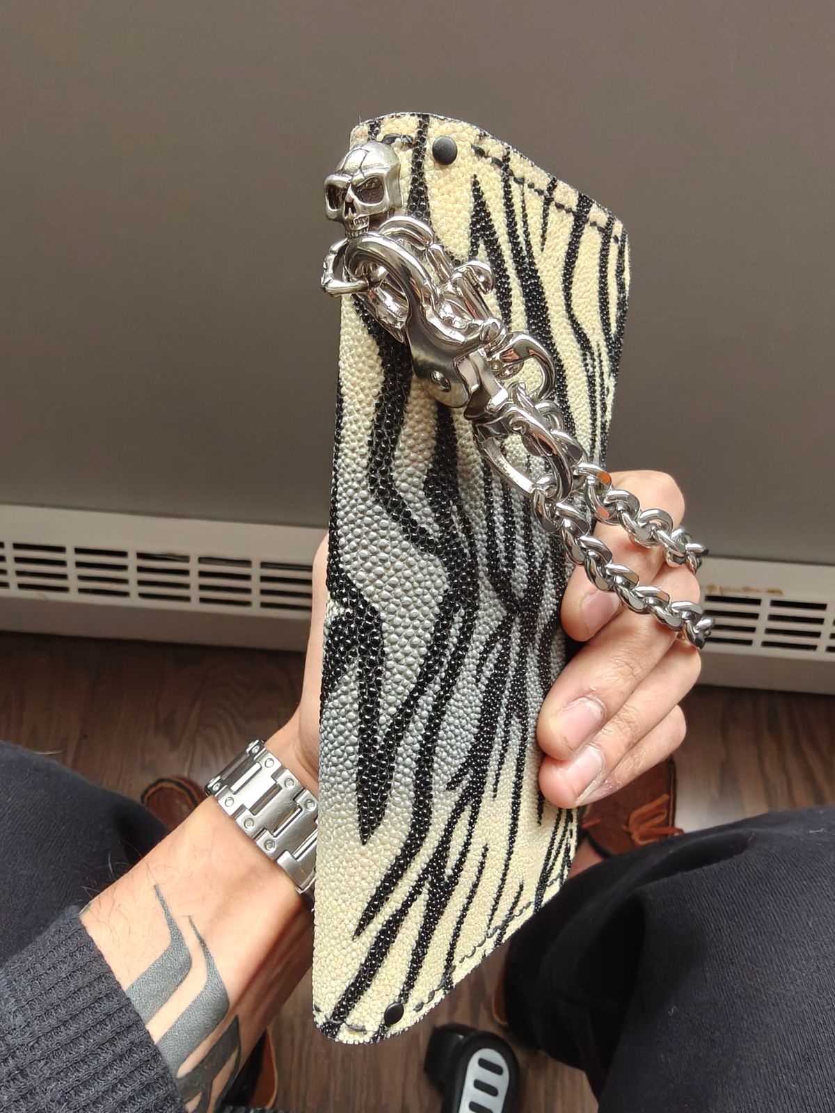 Photo by litespeedd on February 10, 2026 of the Black Lotus Leather Long Trucker Wallet in Stingray & Wickett & Craig Black English Bridle & Black Lizard.