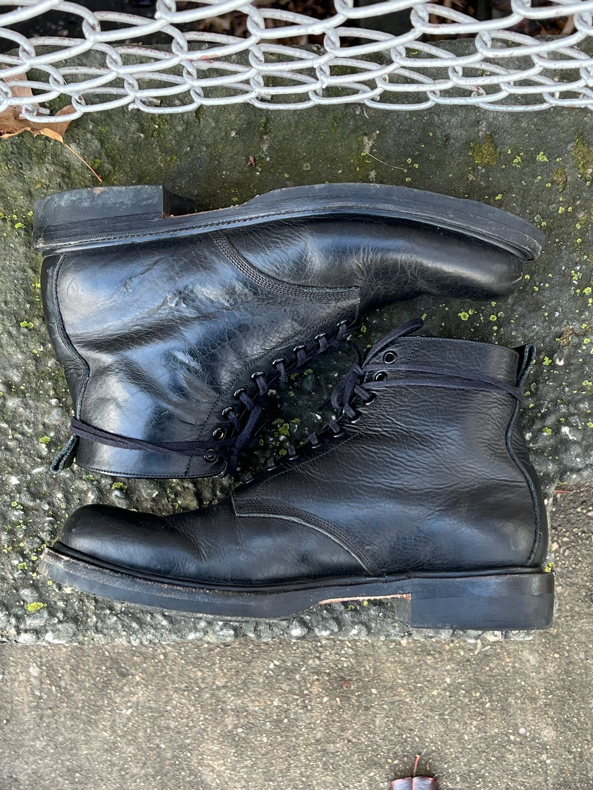 Photo by litespeedd on December 2, 2023 of the Unmarked All Purpose Boots in Cisne Black Vegetable-Tanned Bison.