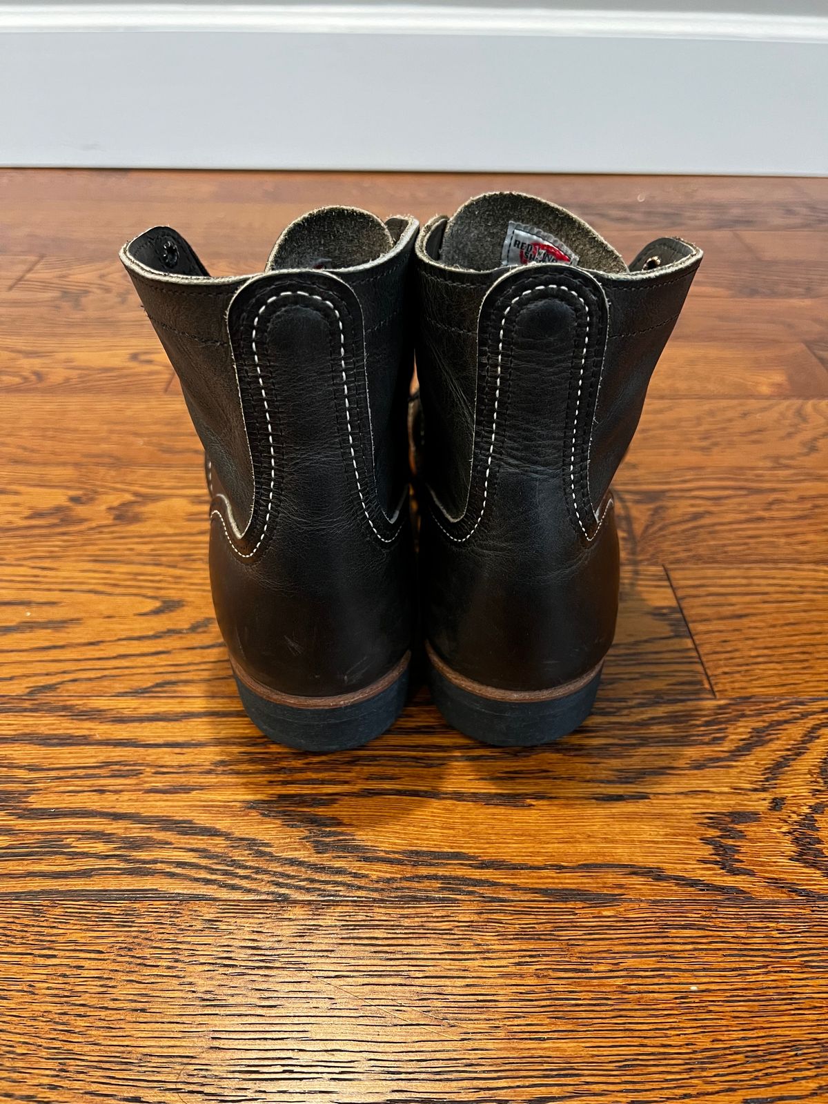 Photo by (deleted user) on December 1, 2023 of the Red Wing Iron Ranger in S.B. Foot Charcoal Rough and Tough.