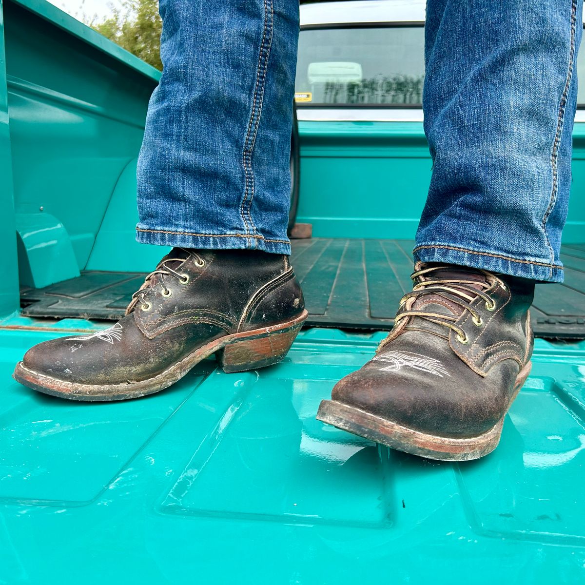 Photo by MasonAlbertini on October 7, 2025 of the Nicks Packer in Horween Brown Waxed Flesh.