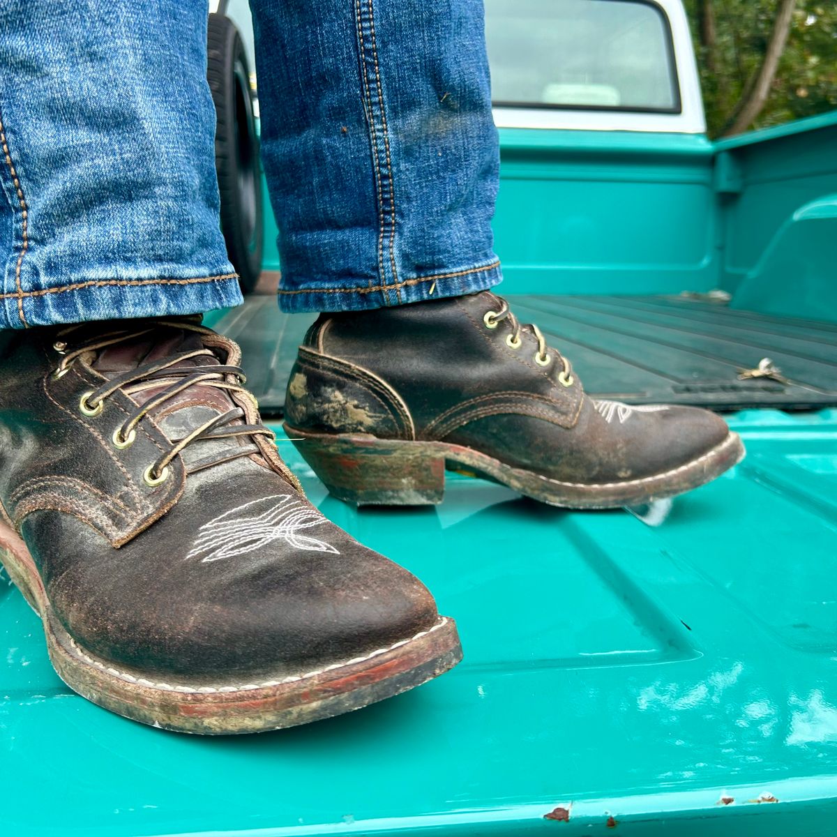 Photo by MasonAlbertini on October 7, 2025 of the Nicks Packer in Horween Brown Waxed Flesh.