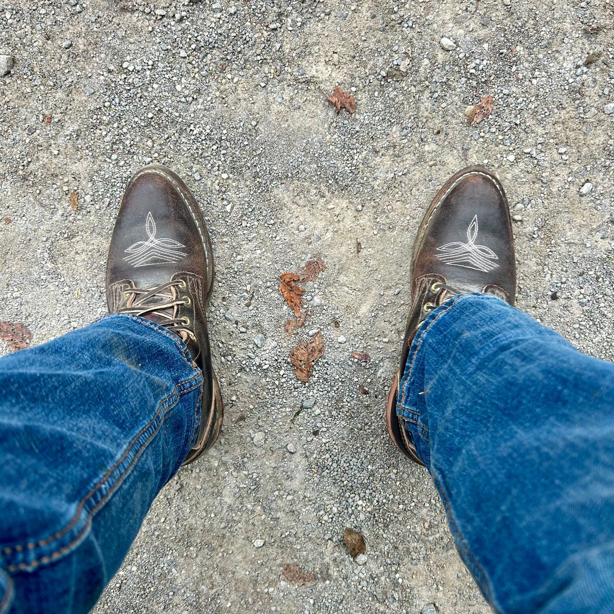 Photo by MasonAlbertini on October 7, 2025 of the Nicks Packer in Horween Brown Waxed Flesh.