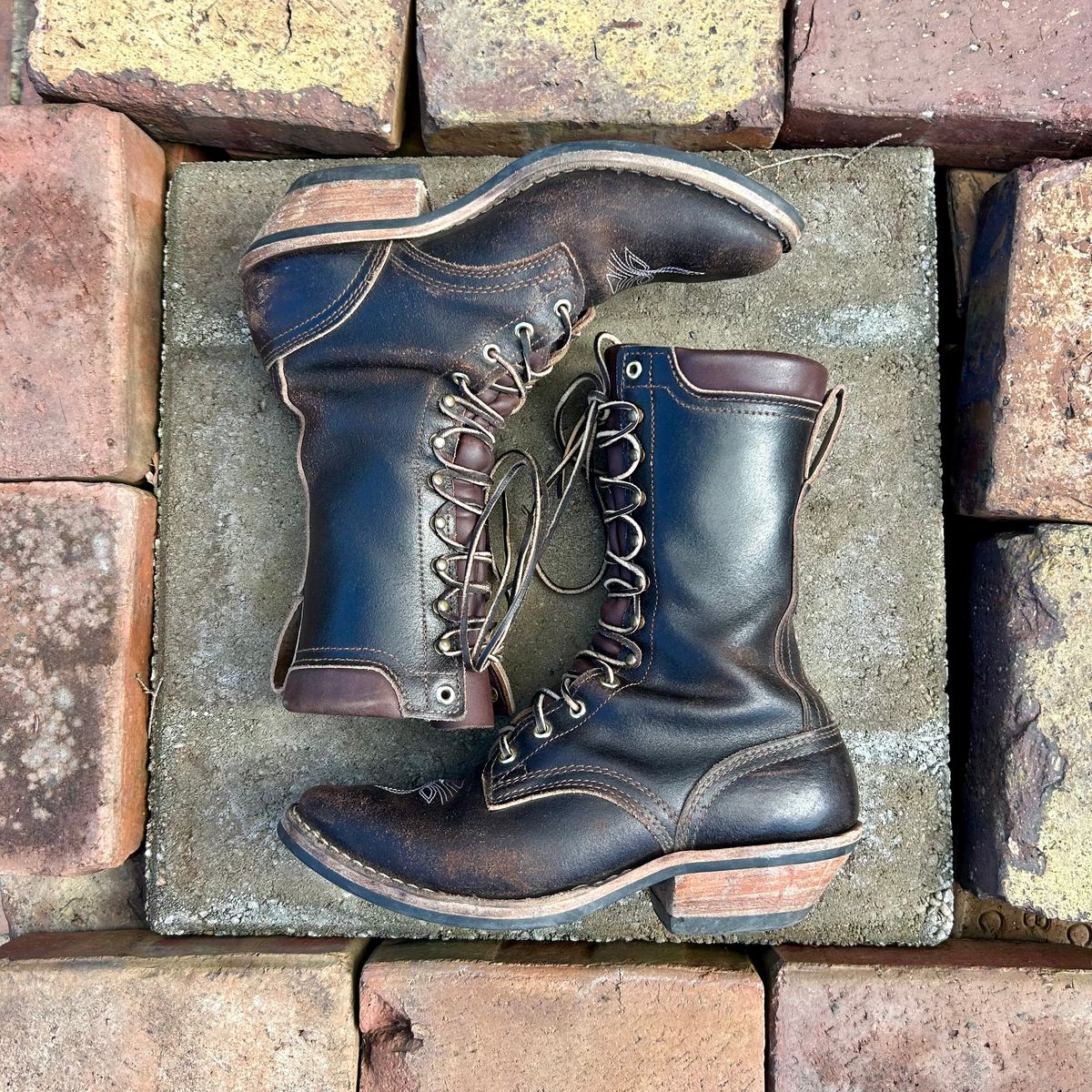 Photo by MasonAlbertini on November 1, 2025 of the Nicks Packer in Horween Brown Waxed Flesh.