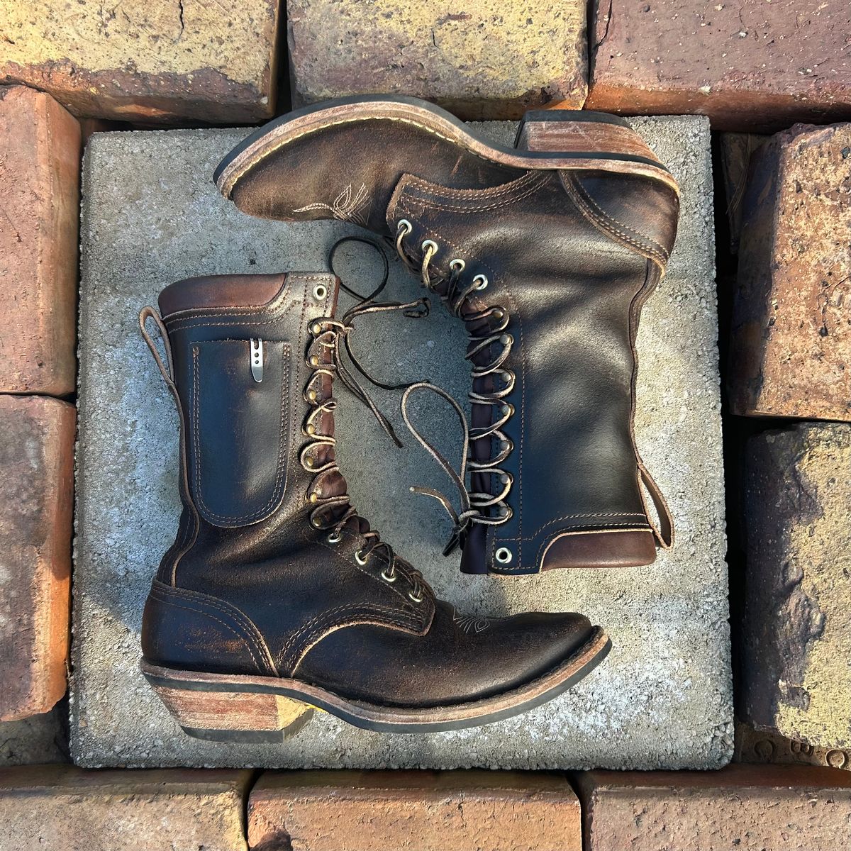 Photo by MasonAlbertini on January 4, 2026 of the Nicks Packer in Horween Brown Waxed Flesh.
