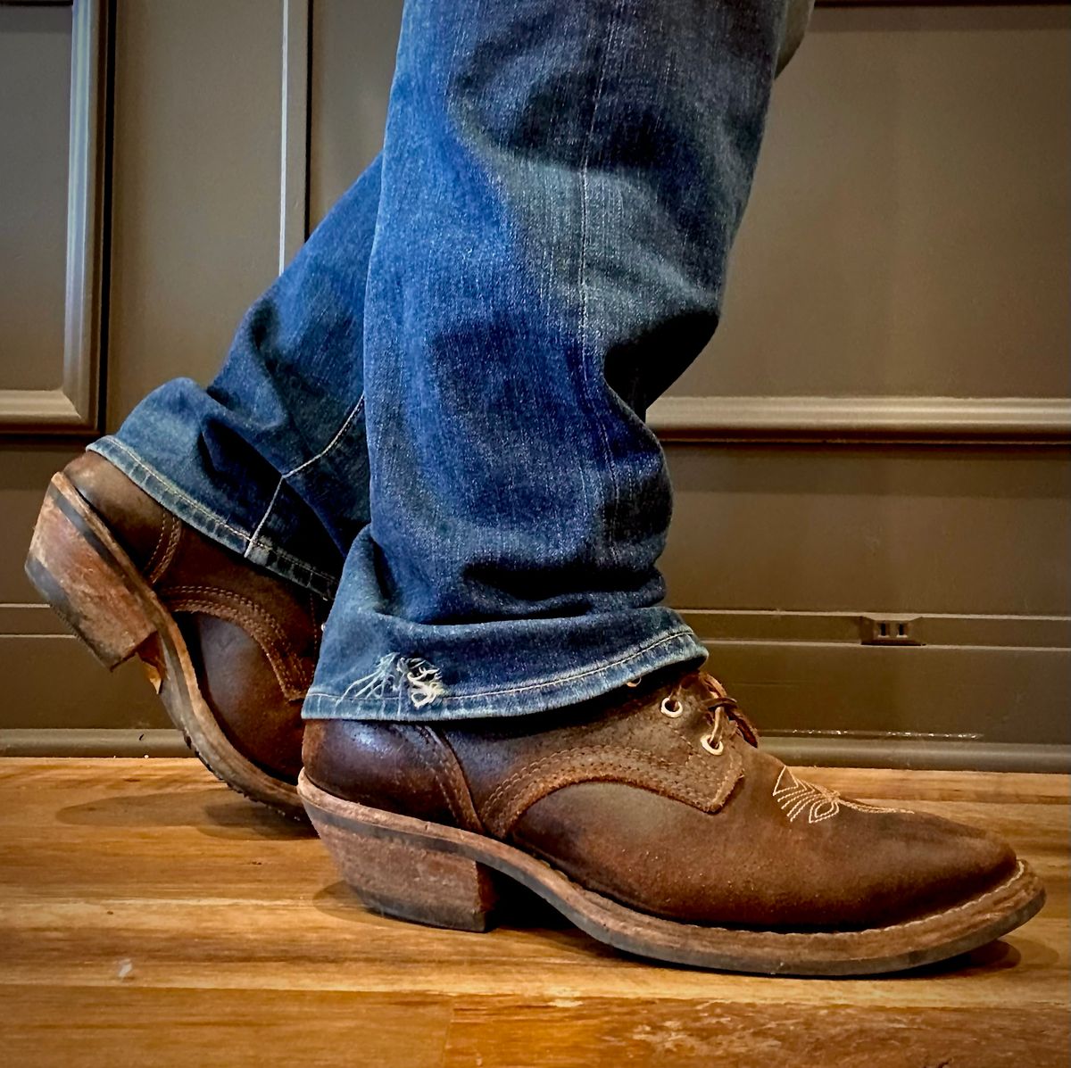 Photo by MasonAlbertini on March 23, 2026 of the Nicks Packer in Horween Brown Waxed Flesh.