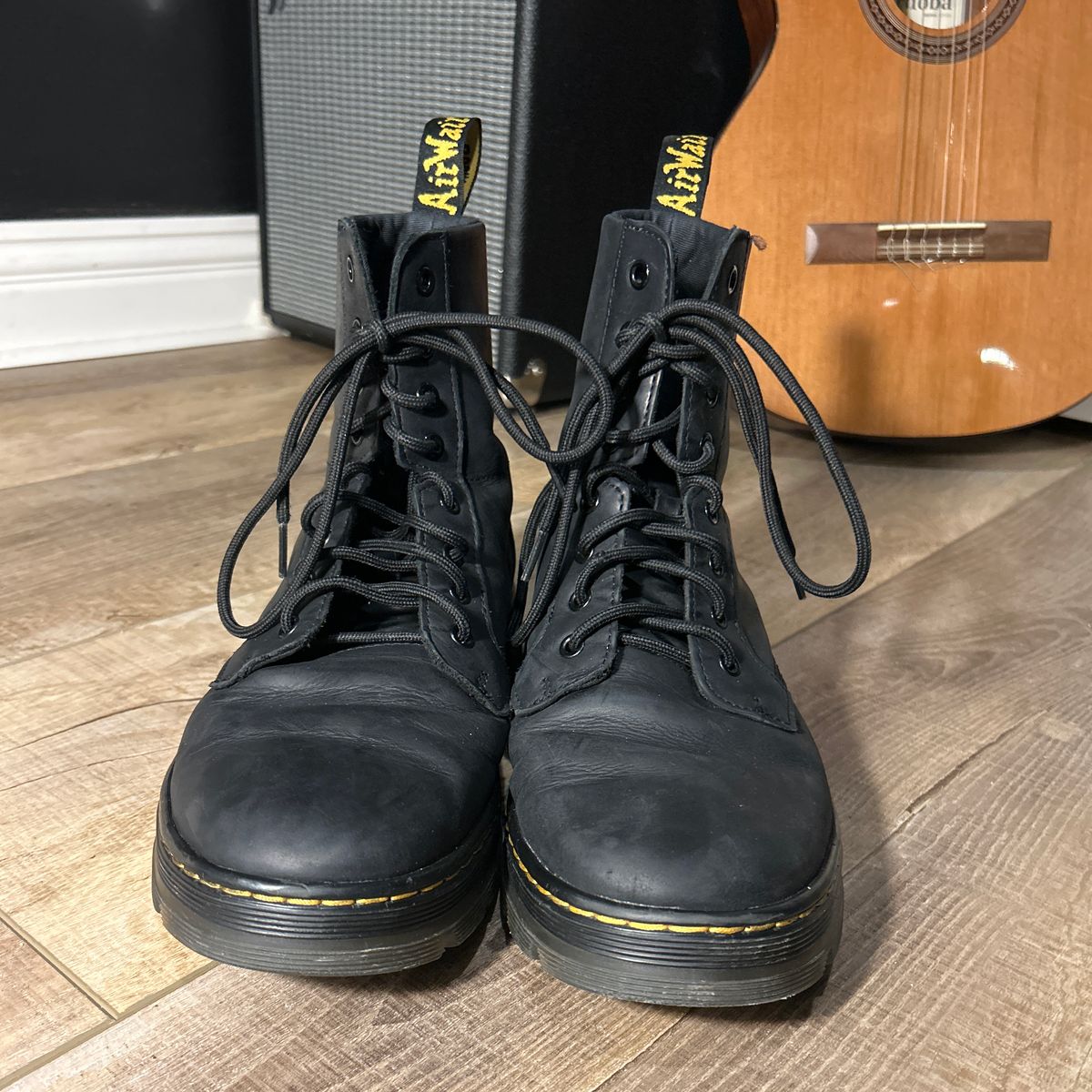 Photo by MasonAlbertini on February 6, 2024 of the Dr. Martens in Unknown Material.