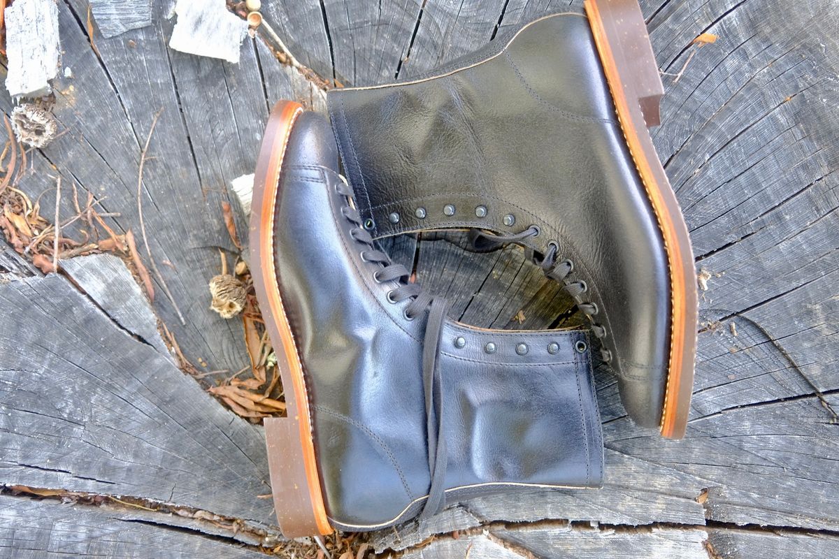 Photo by AndrewSutton on October 1, 2025 of the John Lofgren Fieldmaster in Horween SHF horsehide.