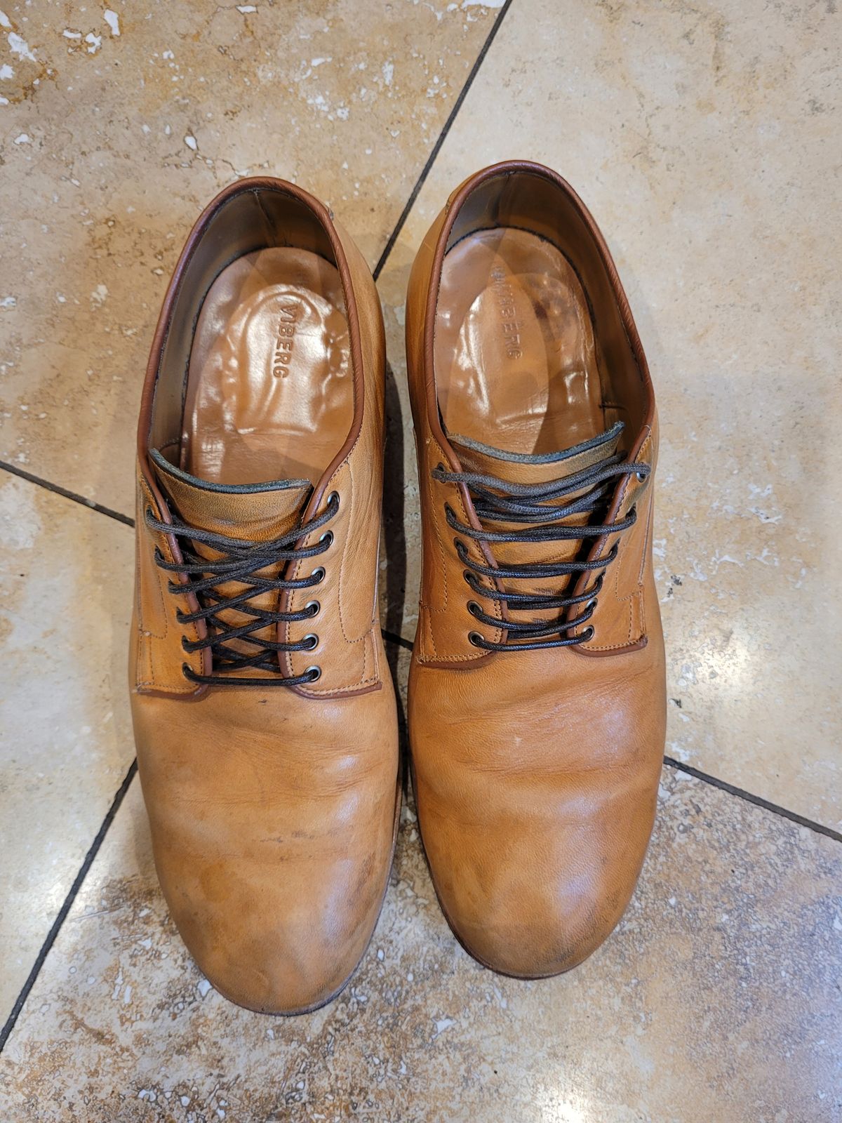 Photo by Slippy_Squeeze on February 4, 2023 of the Viberg Derby Shoe in Shinki Camel Latigo Horsehide.