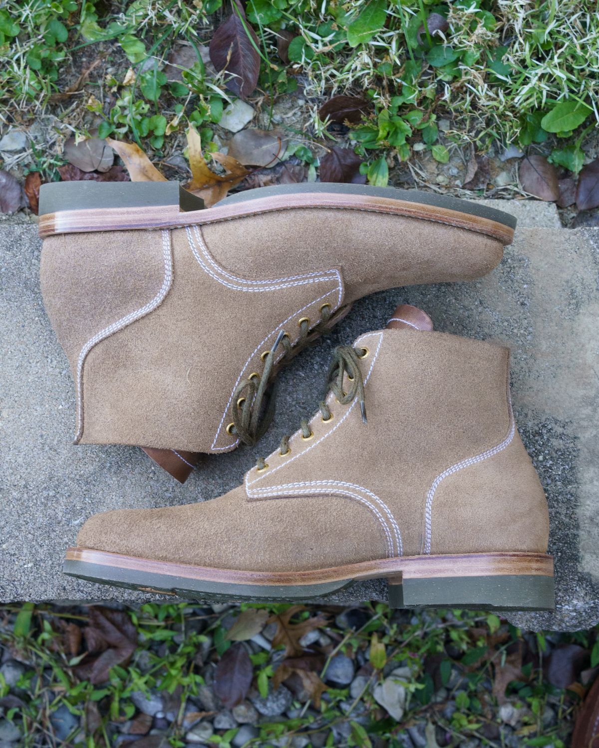 Photo by blake_more on October 1, 2022 of the Sagara Boondocker in Horween Natural Chromexcel Roughout.
