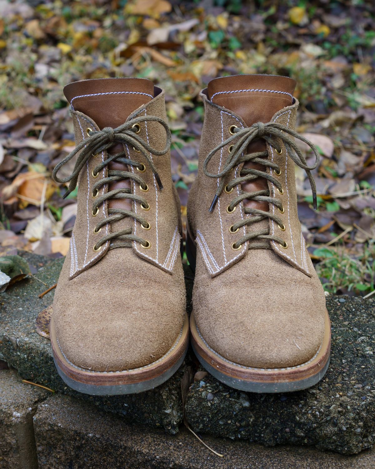 Photo by blake_more on November 1, 2022 of the Sagara Boondocker in Horween Natural Chromexcel Roughout.