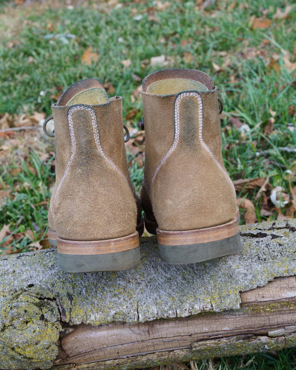 Photo by blake_more on December 2, 2022 of the Sagara Boondocker in Horween Natural Chromexcel Roughout.