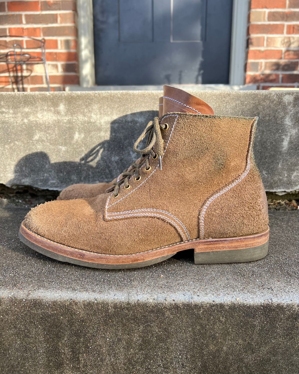 Photo by blake_more on January 4, 2023 of the Sagara Boondocker in Horween Natural Chromexcel Roughout.