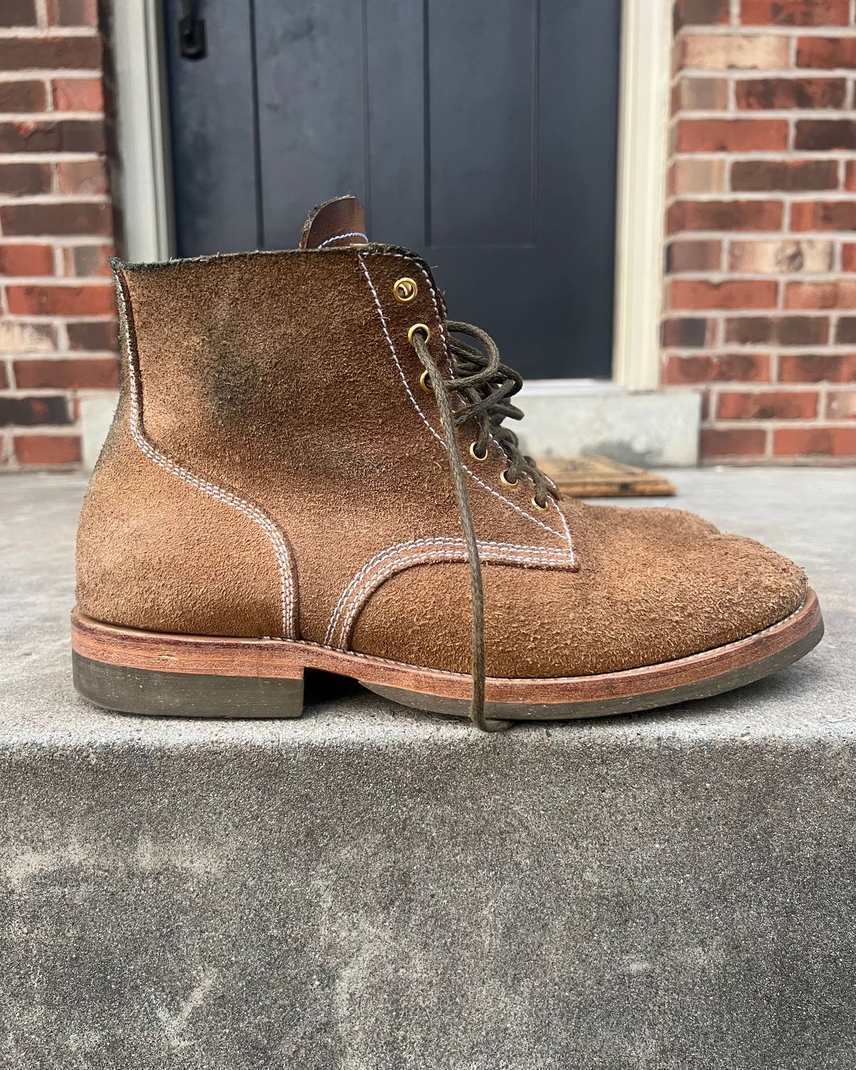 Photo by blake_more on February 4, 2023 of the Sagara Boondocker in Horween Natural Chromexcel Roughout.