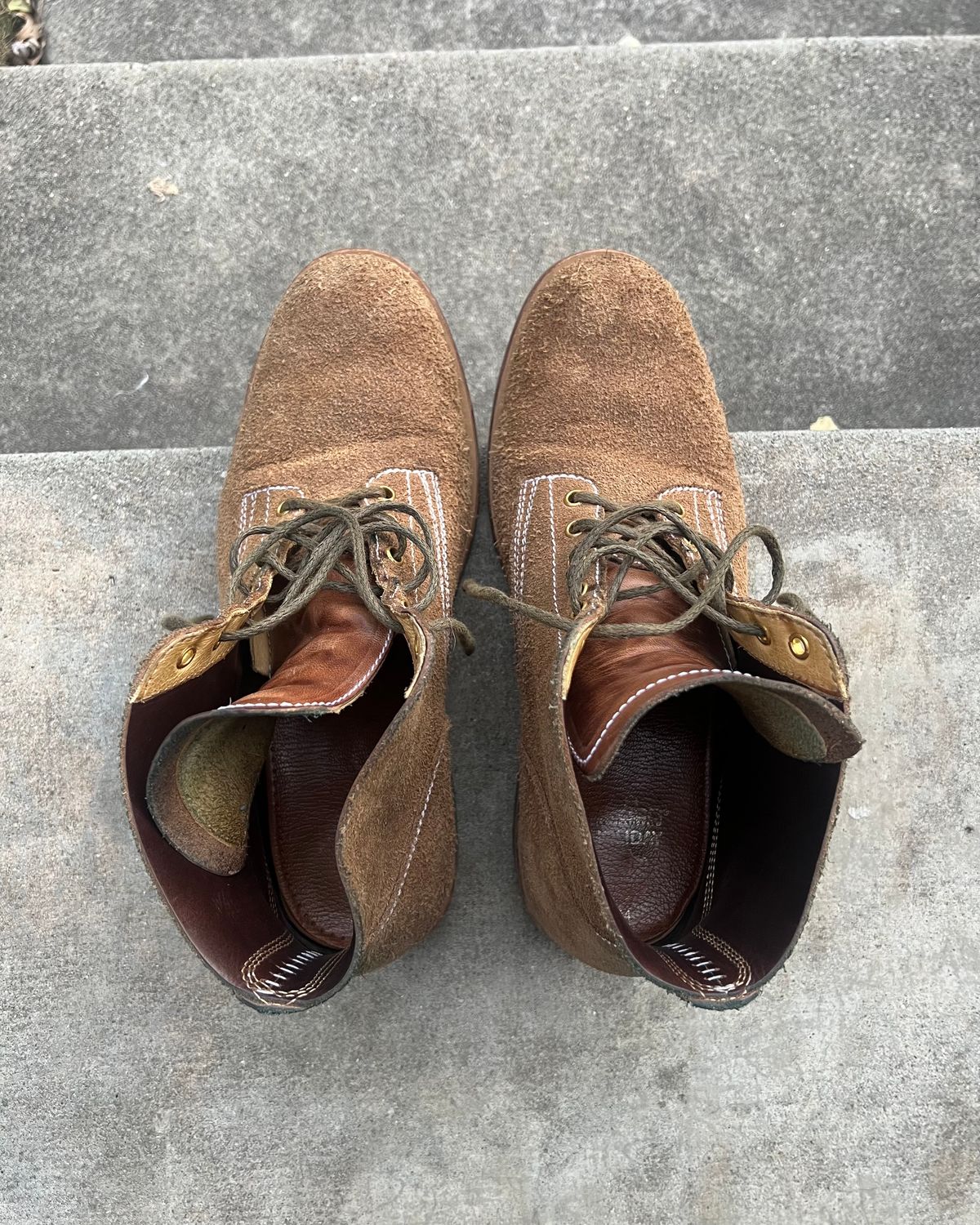 Photo by blake_more on February 4, 2023 of the Sagara Boondocker in Horween Natural Chromexcel Roughout.