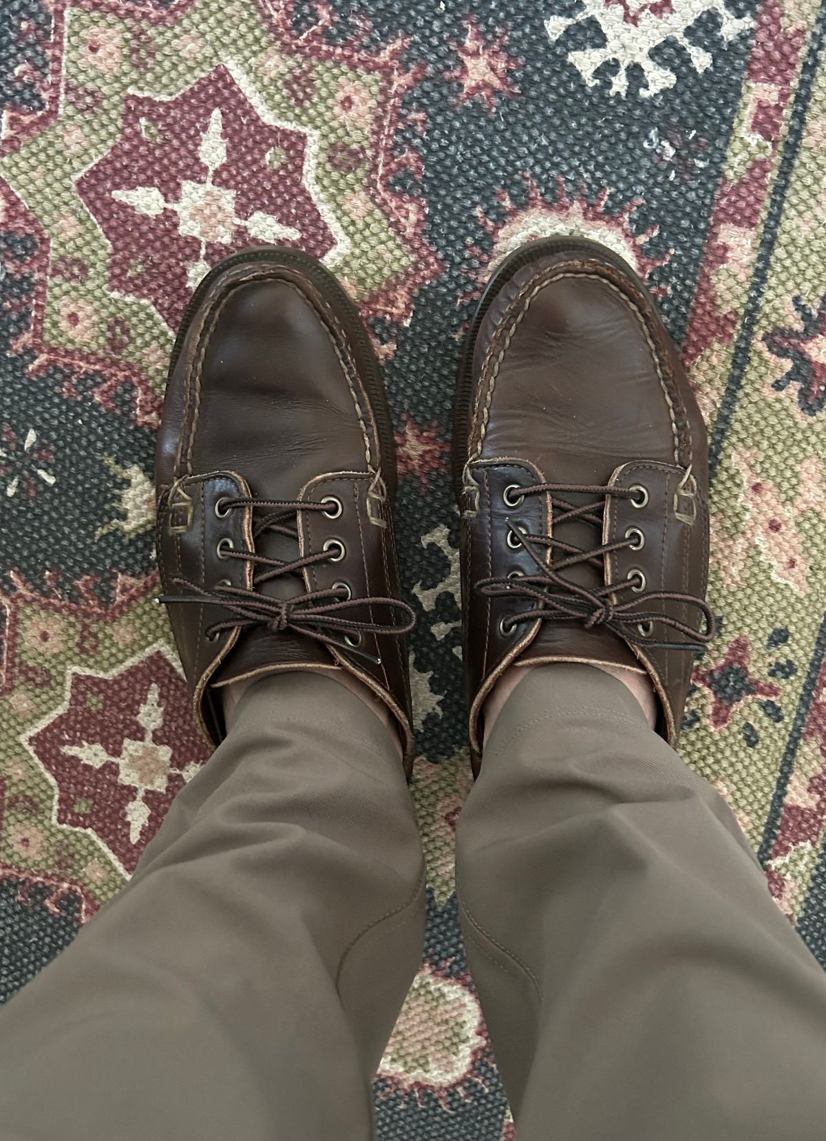 Photo by i29alpha on December 30, 2023 of the Oak Street Bootmakers Trail Oxford in Horween Brown Chromexcel.