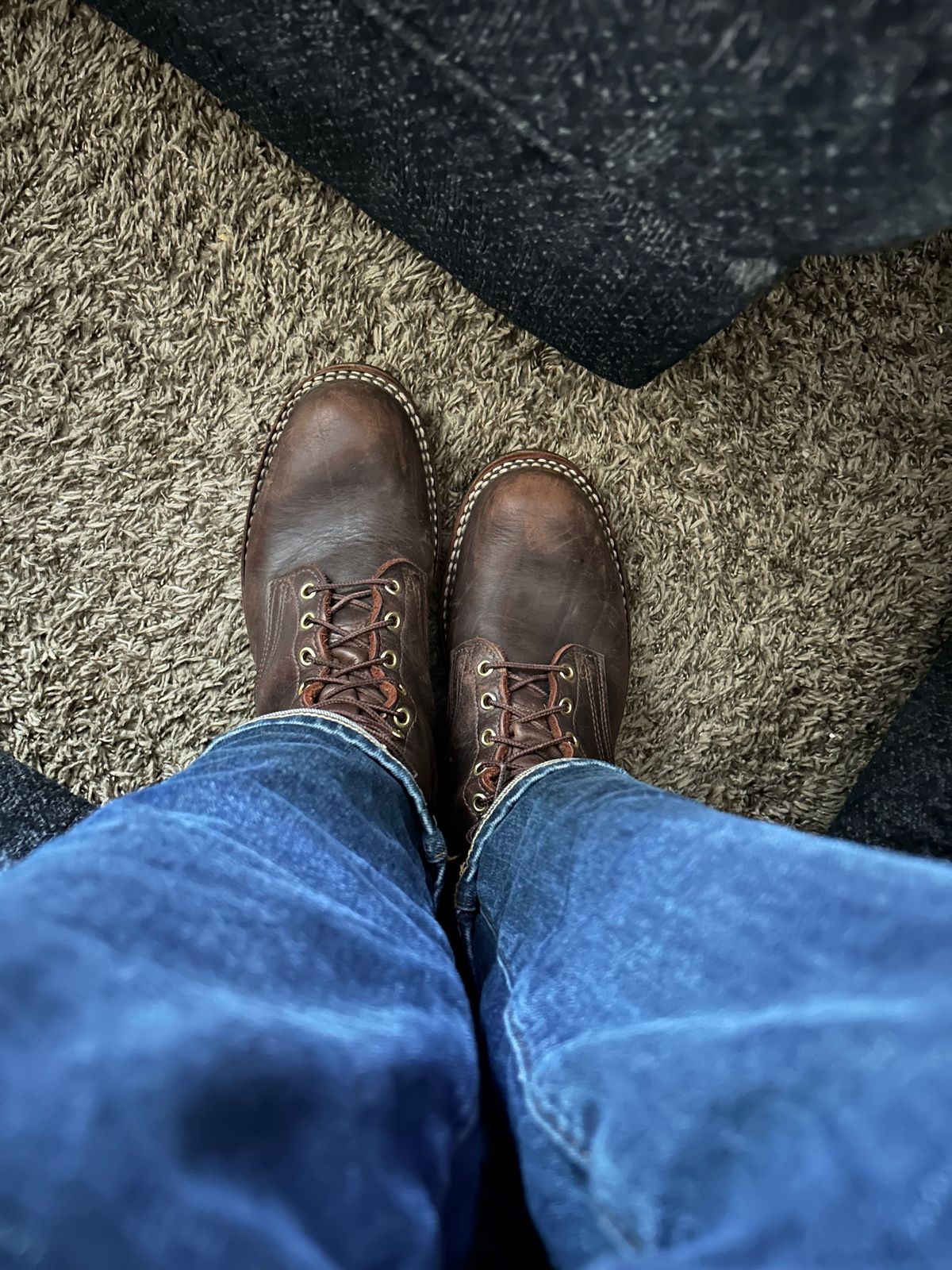 Photo by i29alpha on December 11, 2023 of the Frank's Boots Front Range in Seidel Walnut Oil Tan.