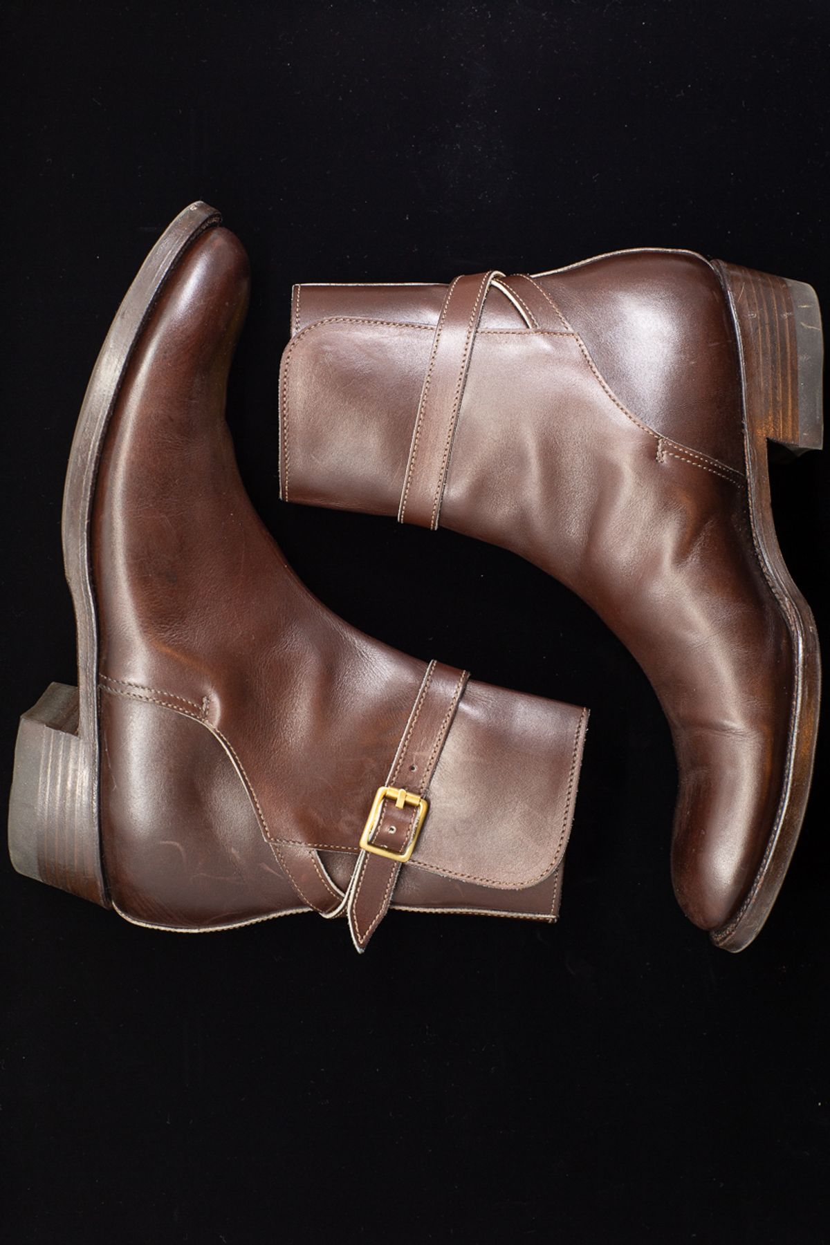 Photo by bhinks on December 5, 2022 of the Clinch Jodhpur Boots in Brown French Calfskin.