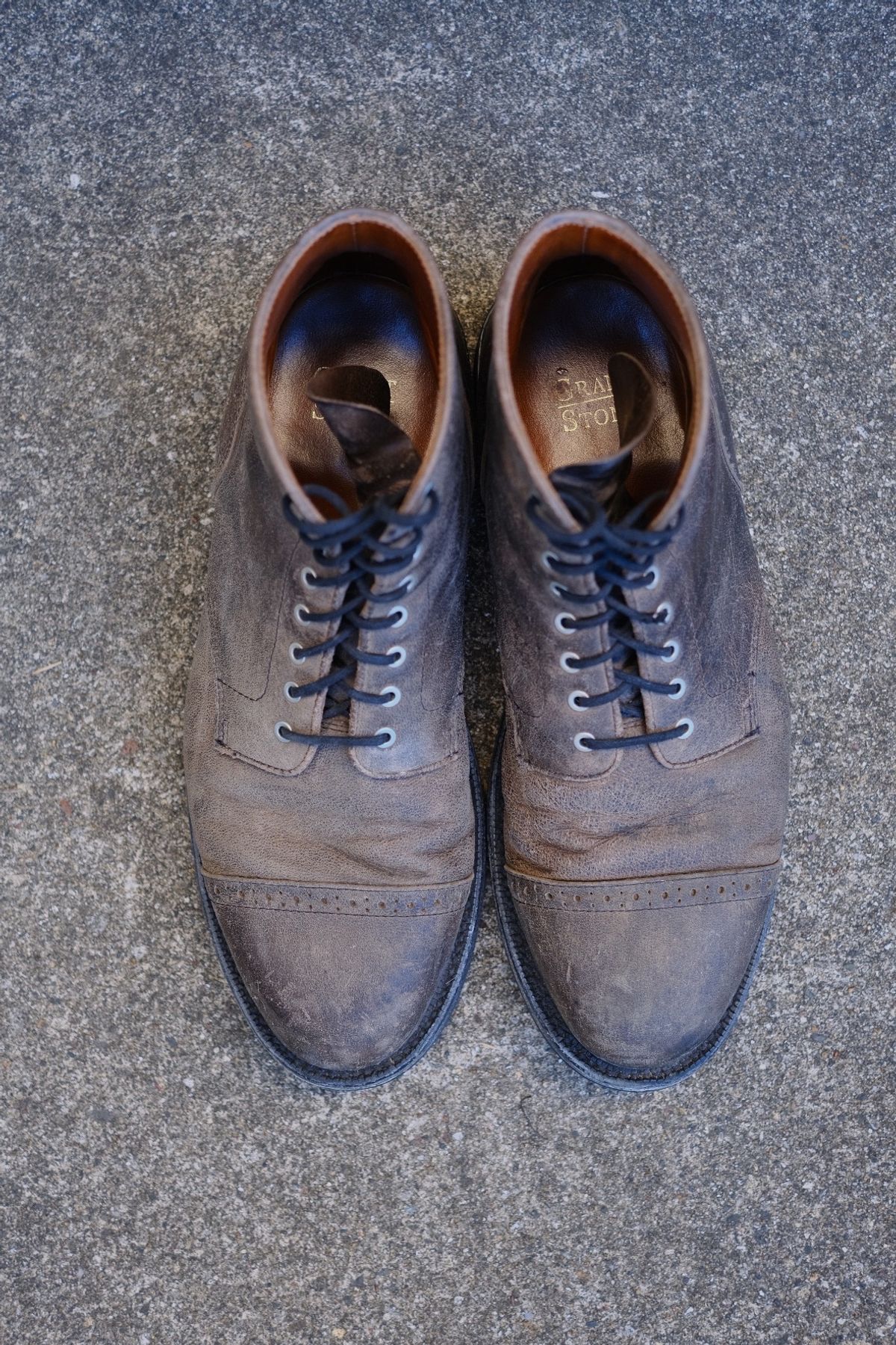 Photo by cuffcheckdenim on January 4, 2025 of the Grant Stone Garrison Boot in Gallun Teton Waxy Stag.