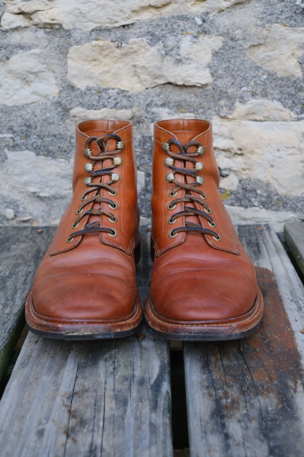 Photo by cuffcheckdenim on October 1, 2025 of the Grant Stone Diesel Boot in Badalassi Carlo Saddle Tan Minerva.