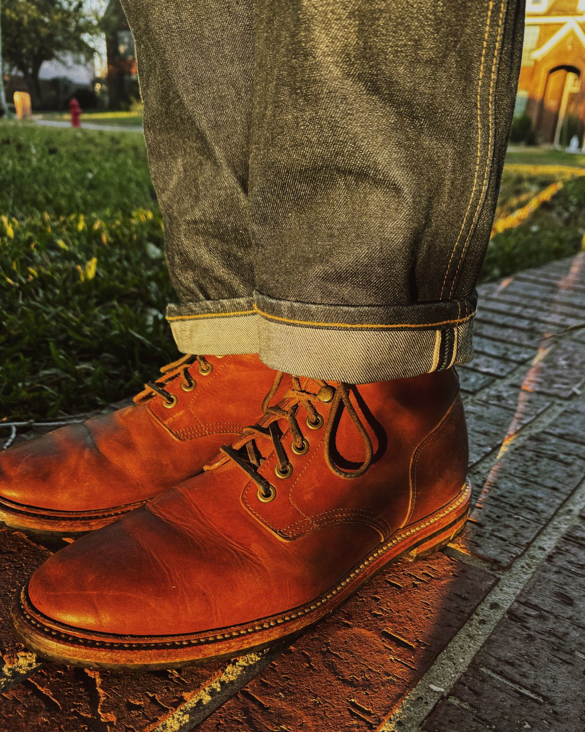 Photo by cuffcheckdenim on January 1, 2026 of the Grant Stone Diesel Boot in Badalassi Carlo Saddle Tan Minerva.